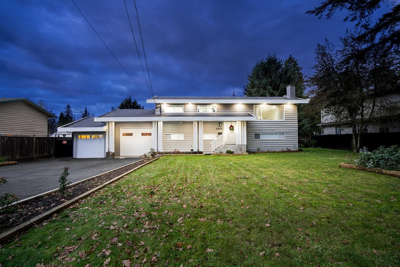 20073 42 Avenue, Langley