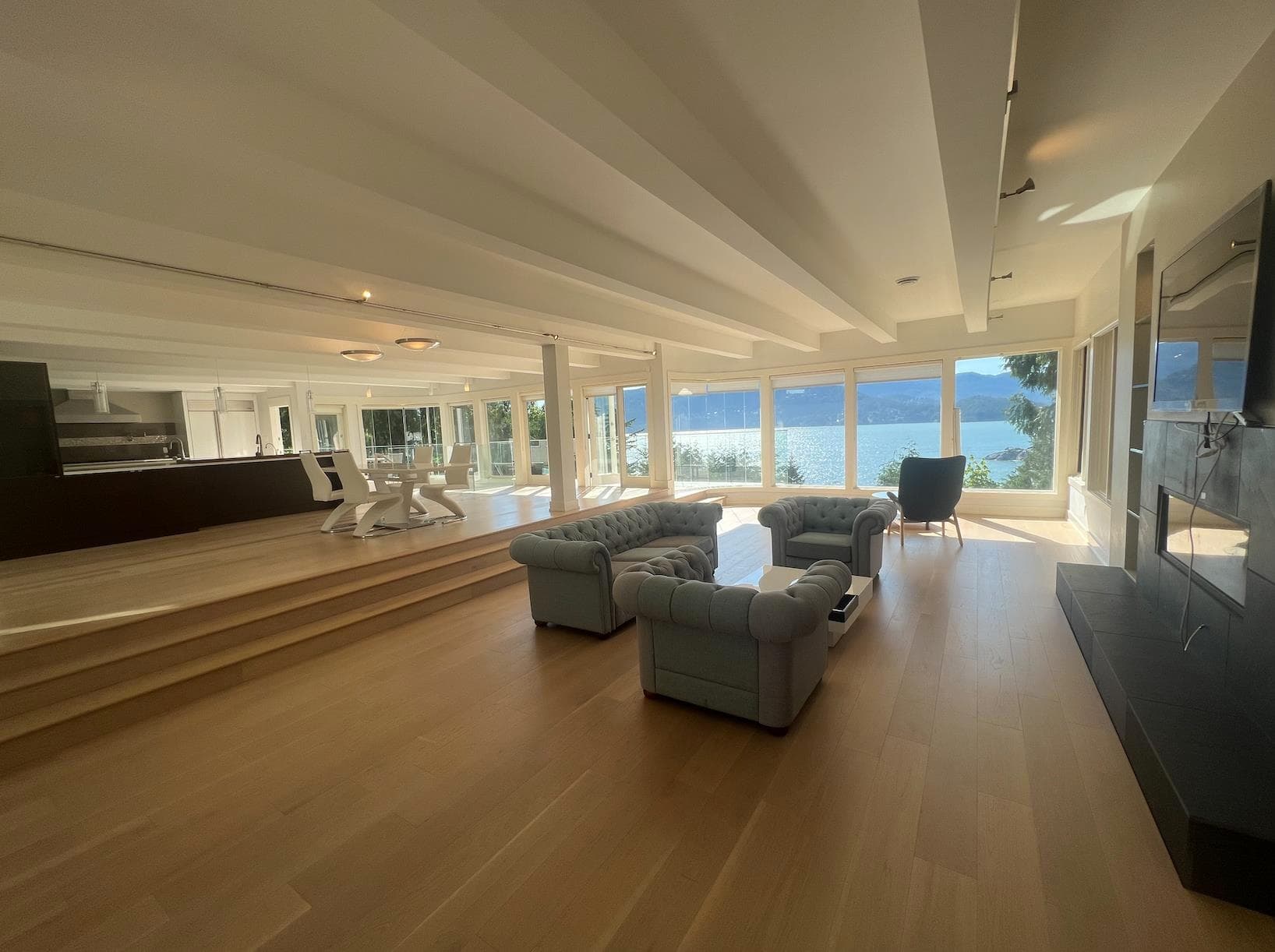 6175 Nelson Avenue, West Vancouver