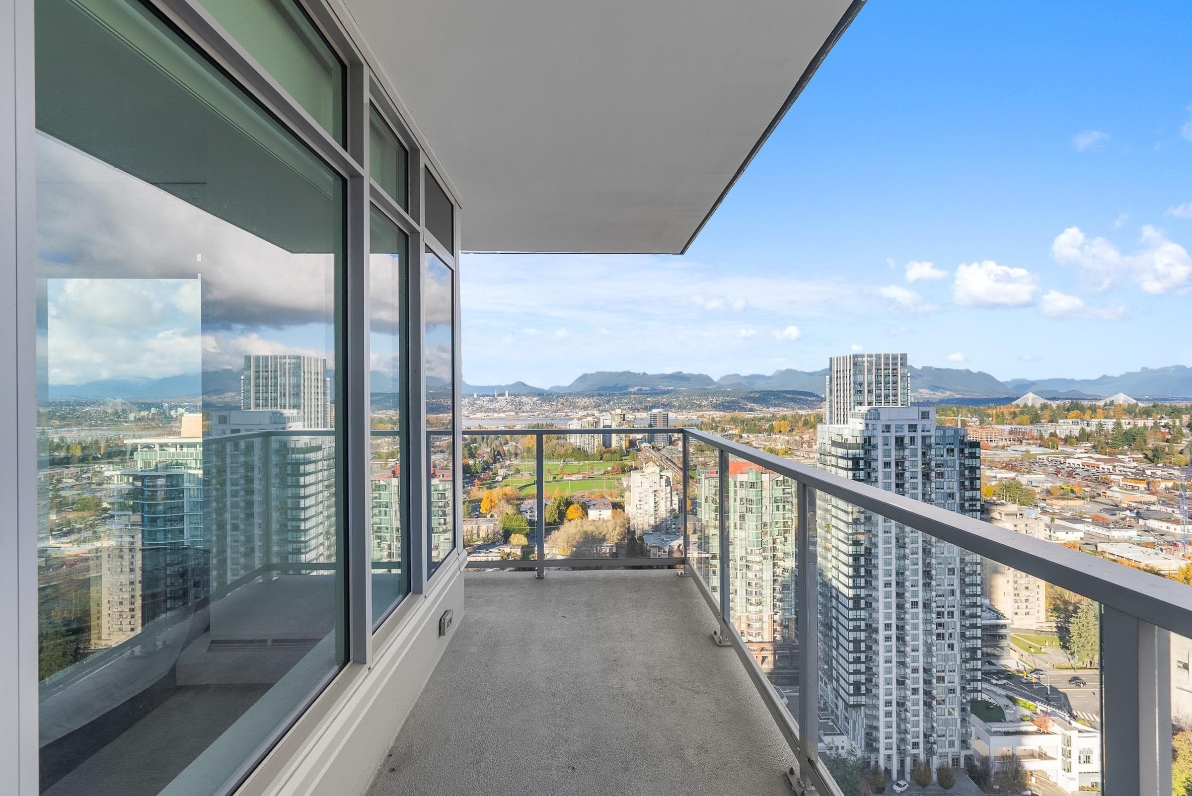 3105 - 13350 Central Avenue, Surrey, V3T 0S1 — photo 4