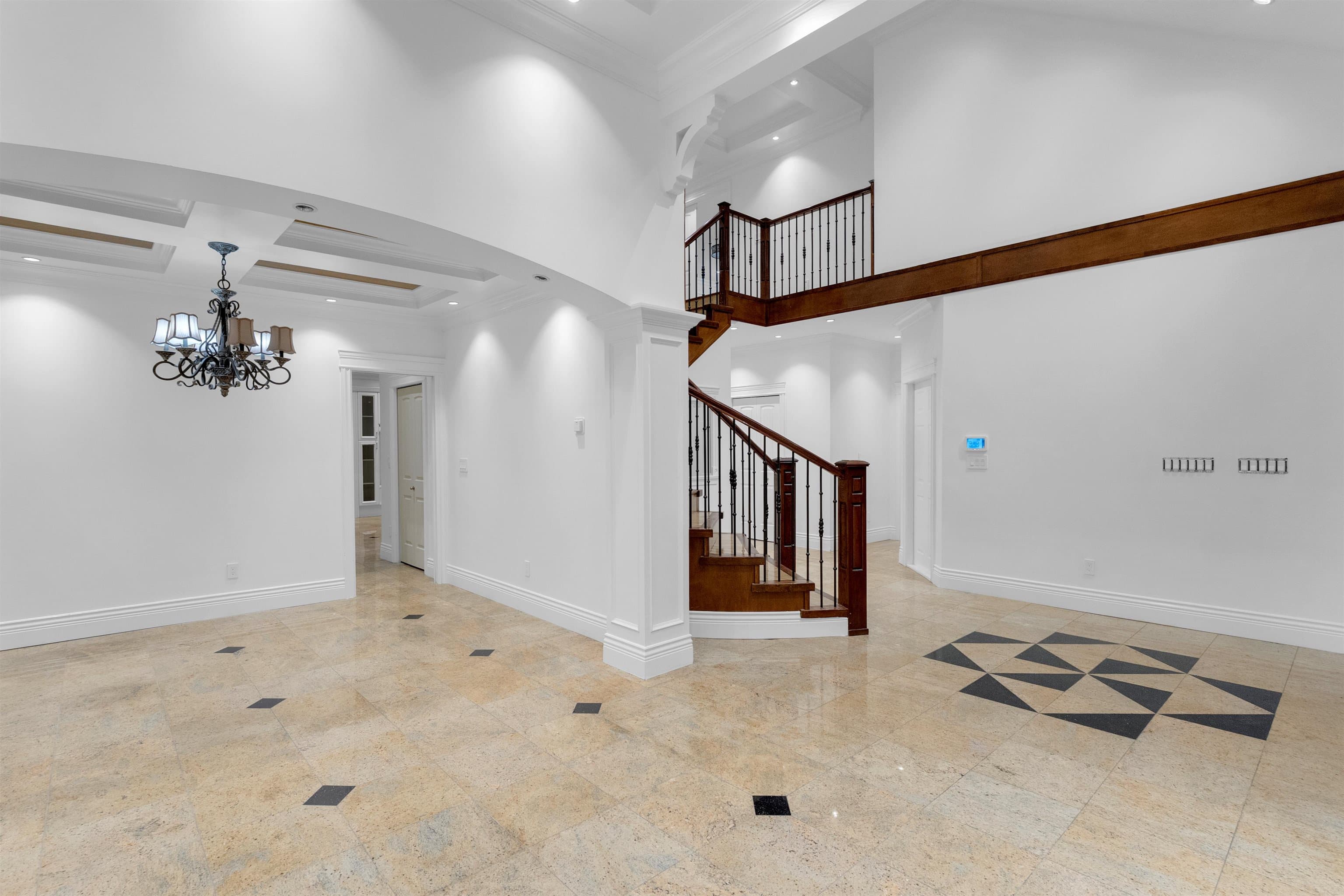 6290 129a Street, Surrey, V3X 1R8 — photo 3
