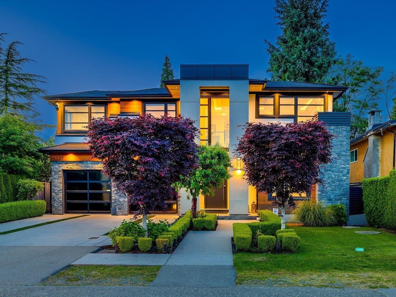 14237 Vine Avenue, Surrey