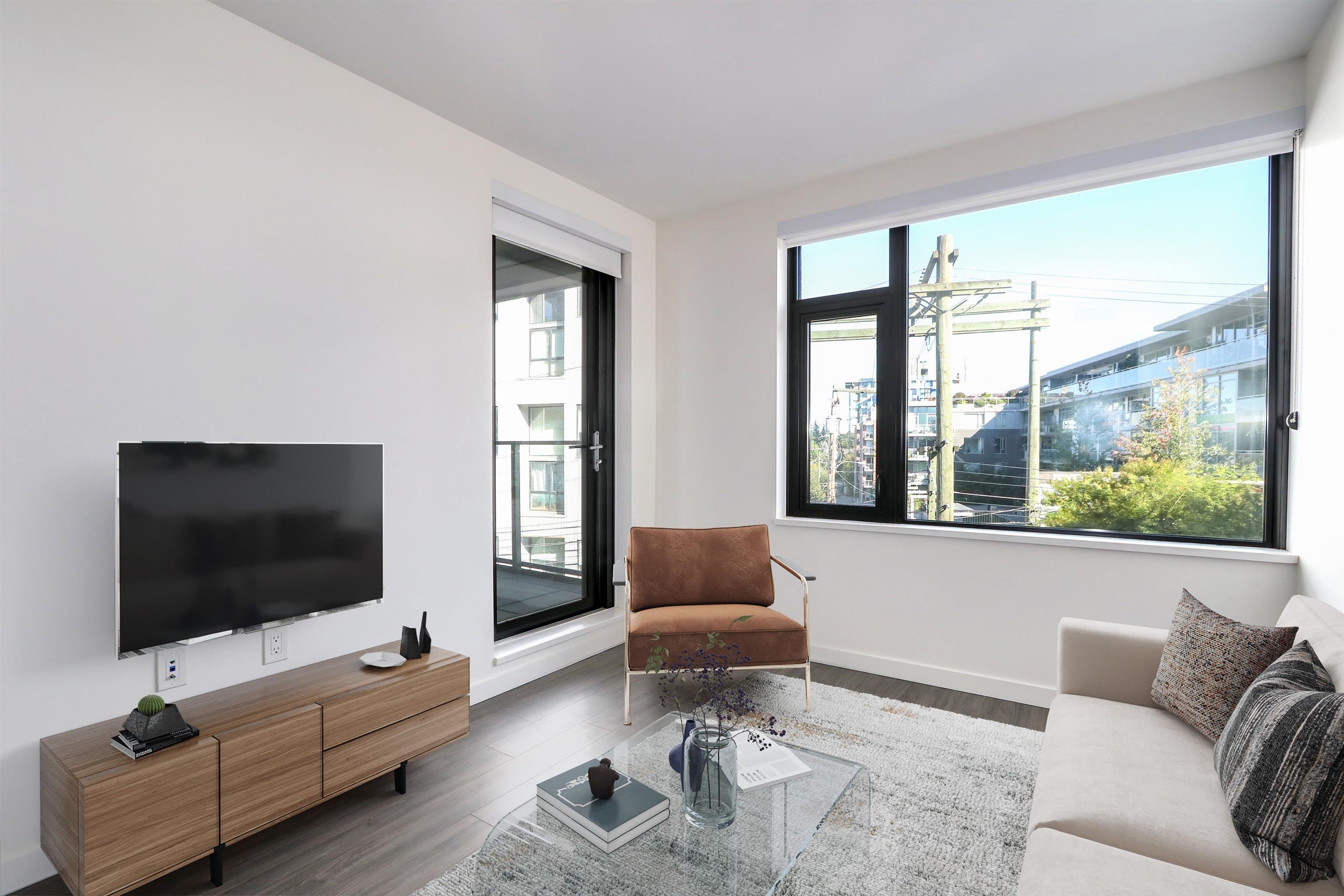 502 - 210 E 5th Avenue, Vancouver, V5T 0K1 — photo 2
