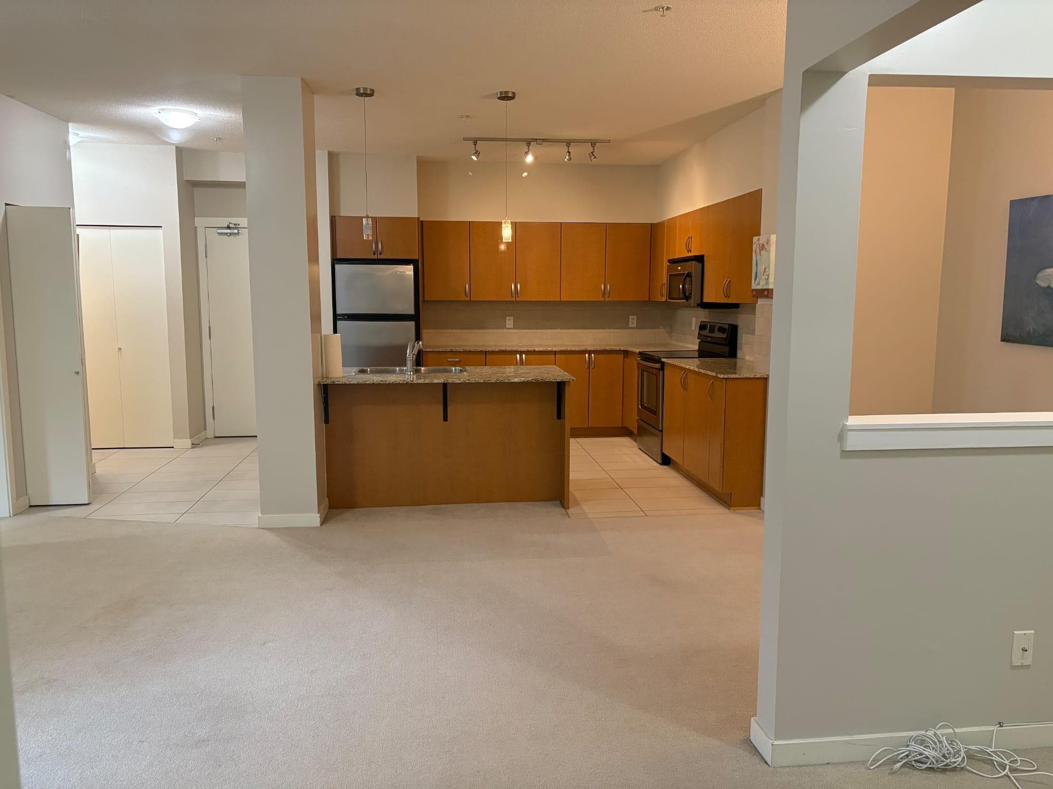 427 - 13733 107a Avenue, Surrey, V3T 0B7 — photo 4