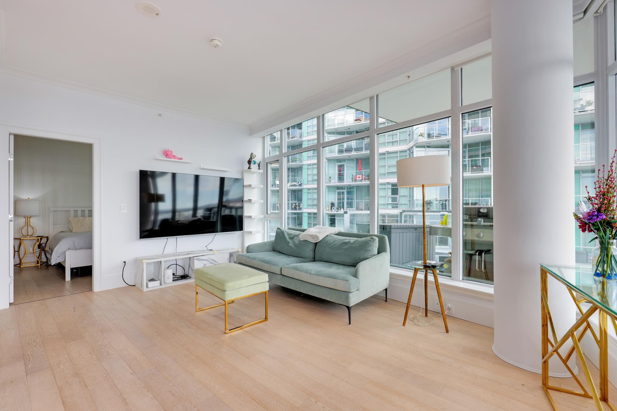 501 - 185 Victory Ship Way, North Vancouver, V7L 0G2 — photo 3