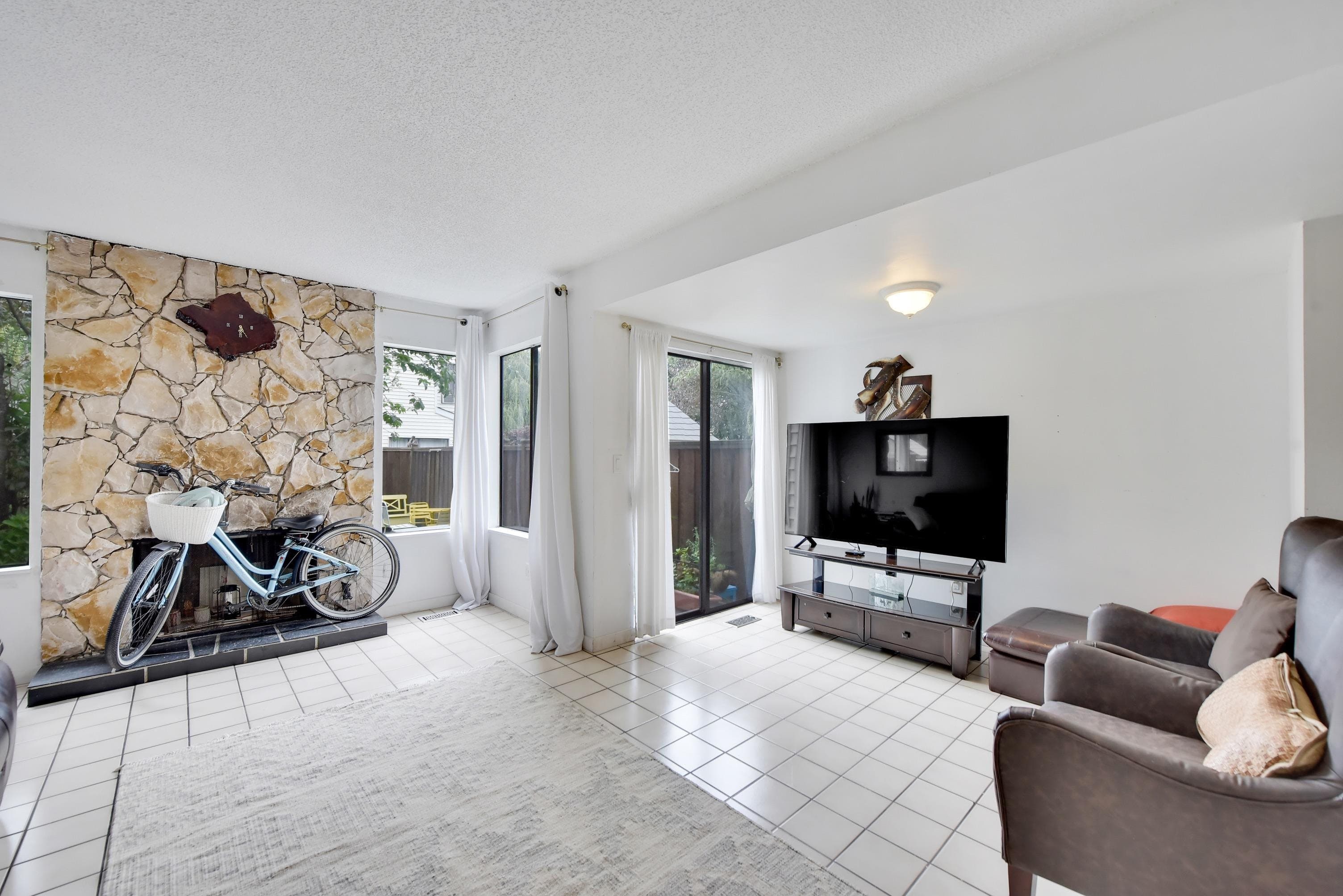 32 - 9358 128 Street, Surrey, V3V 6A4 — photo 3
