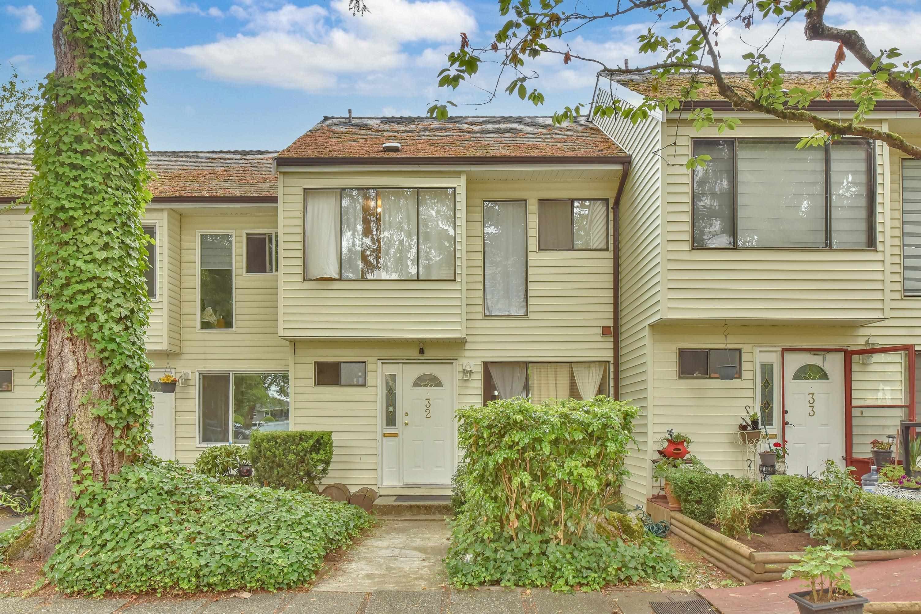 32 - 9358 128 Street, Surrey