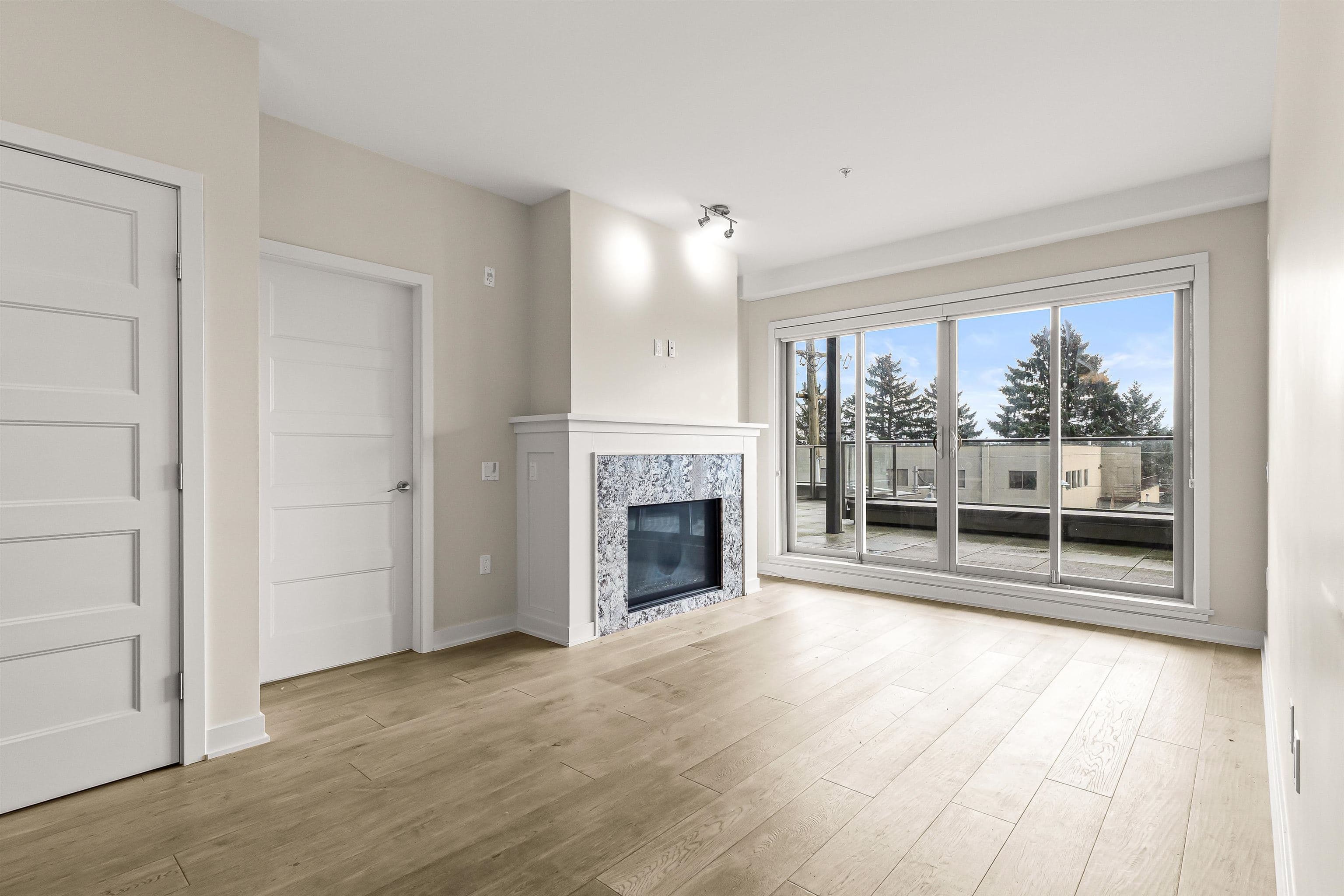 210 - 6168 London Road, Richmond, V7E 0C1 — photo 4