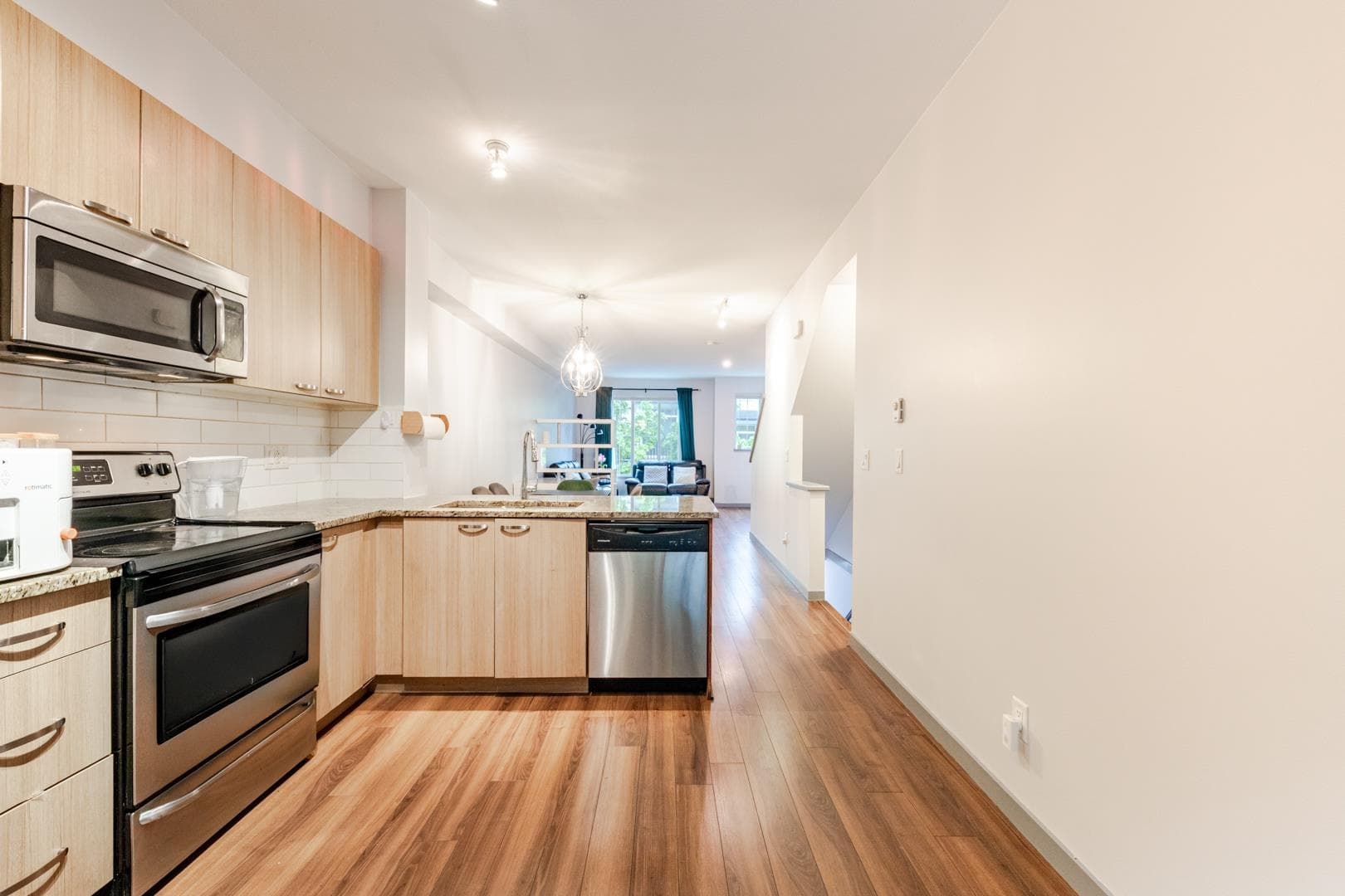 142 - 14833 61 Avenue, Surrey, V3S 6T6 — photo 2