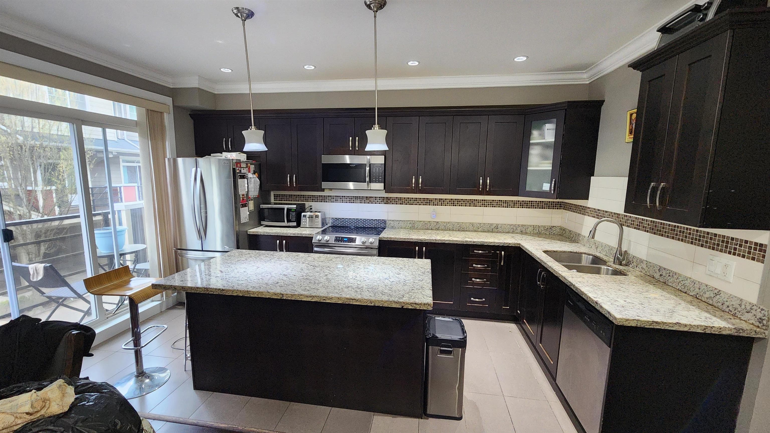 17 - 6383 140 Street, Surrey, V3W 0E9 — photo 3