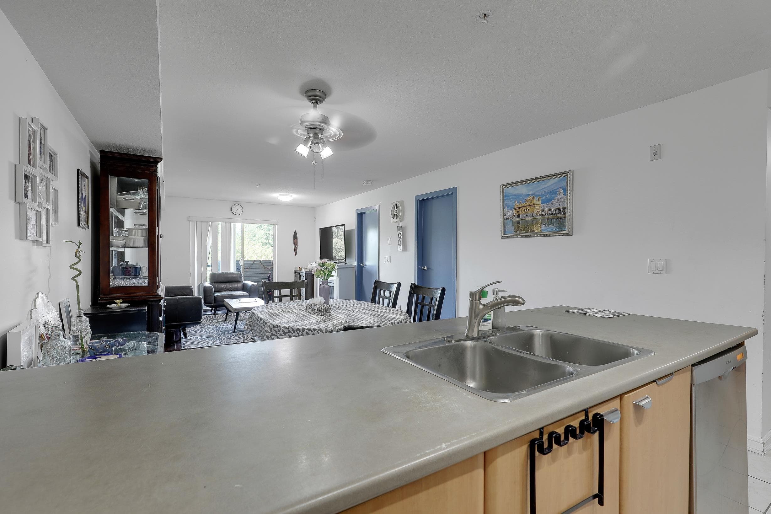 307 - 10088 148 Street, Surrey, V3R 3M9 — photo 3