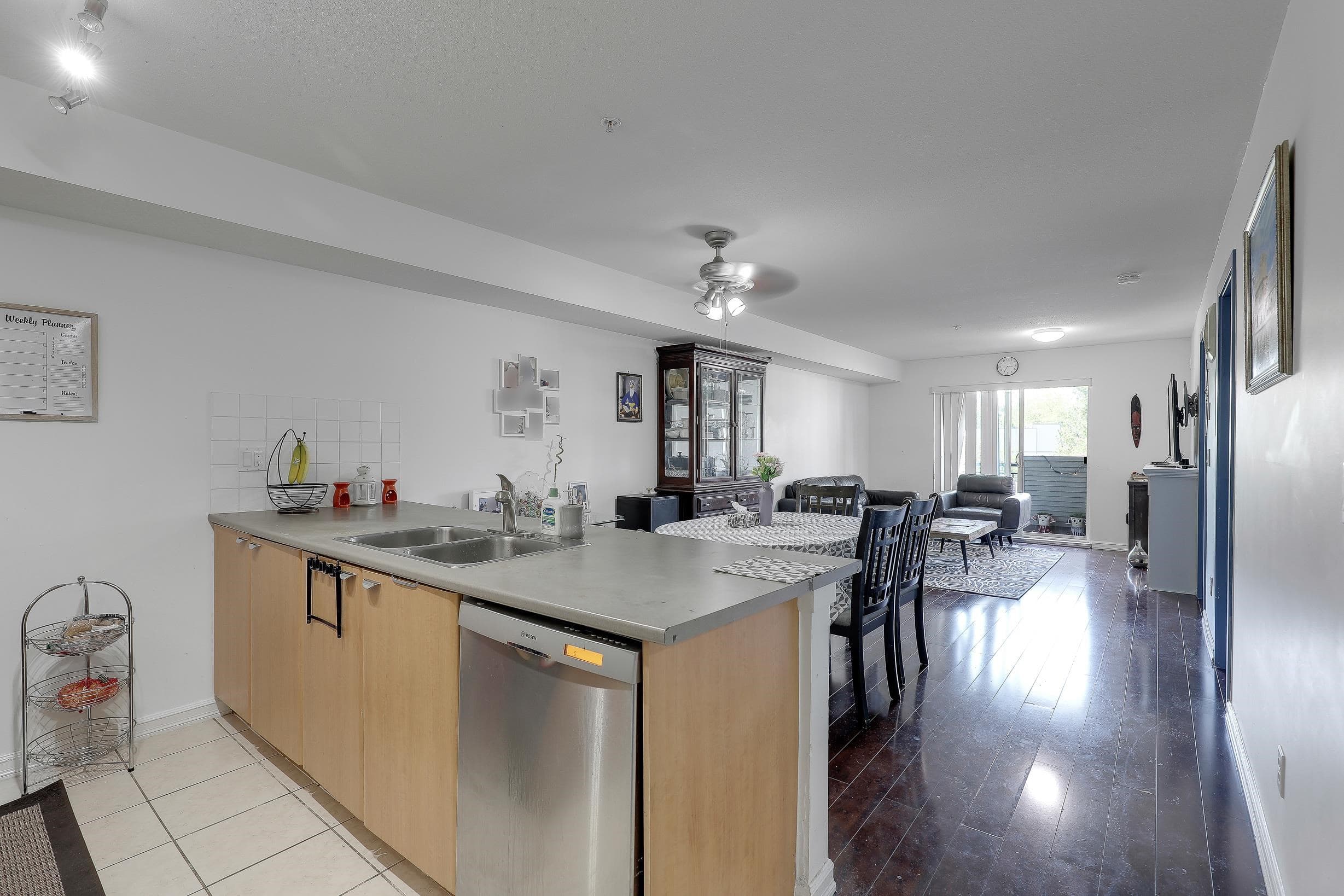 307 - 10088 148 Street, Surrey, V3R 3M9 — photo 4