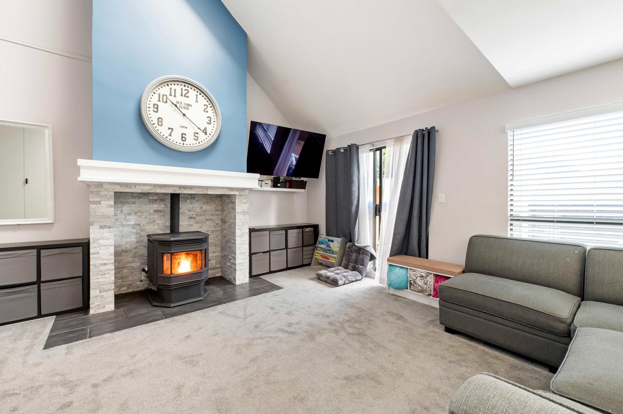 410 - 777 Eighth Street, New Westminster, V3M 3S7 — photo 5