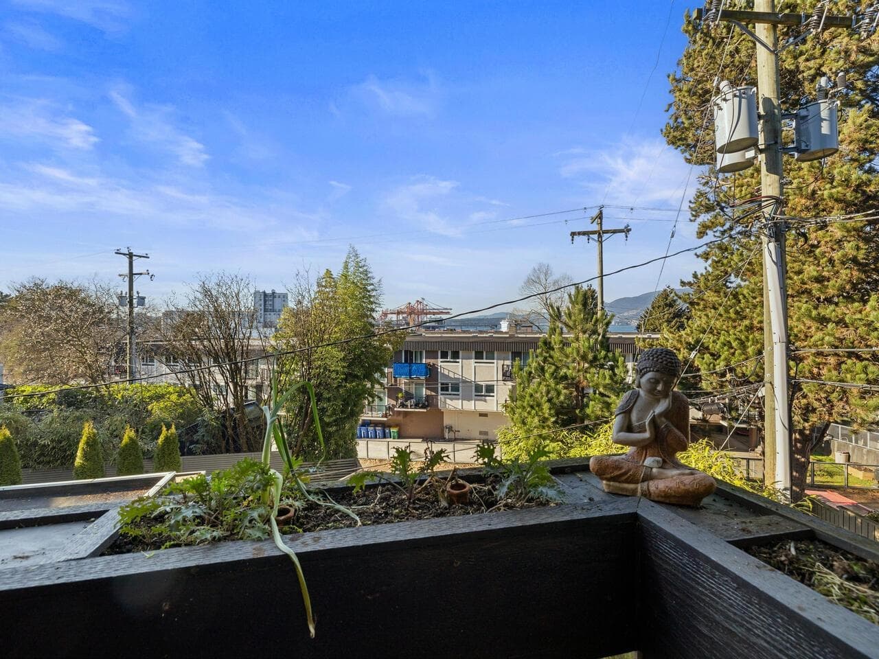 203 - 215 N Templeton Drive, Vancouver, V5L 3E3 — photo 2