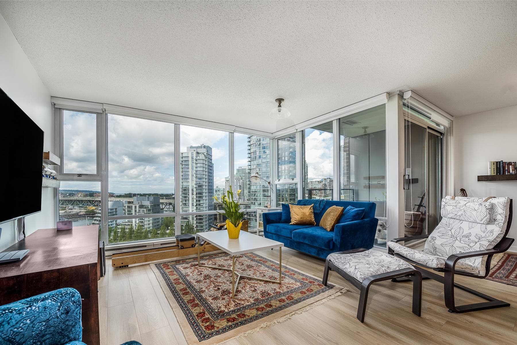 1705 - 455 Beach Crescent, Vancouver, V6Z 3E5 — photo 2