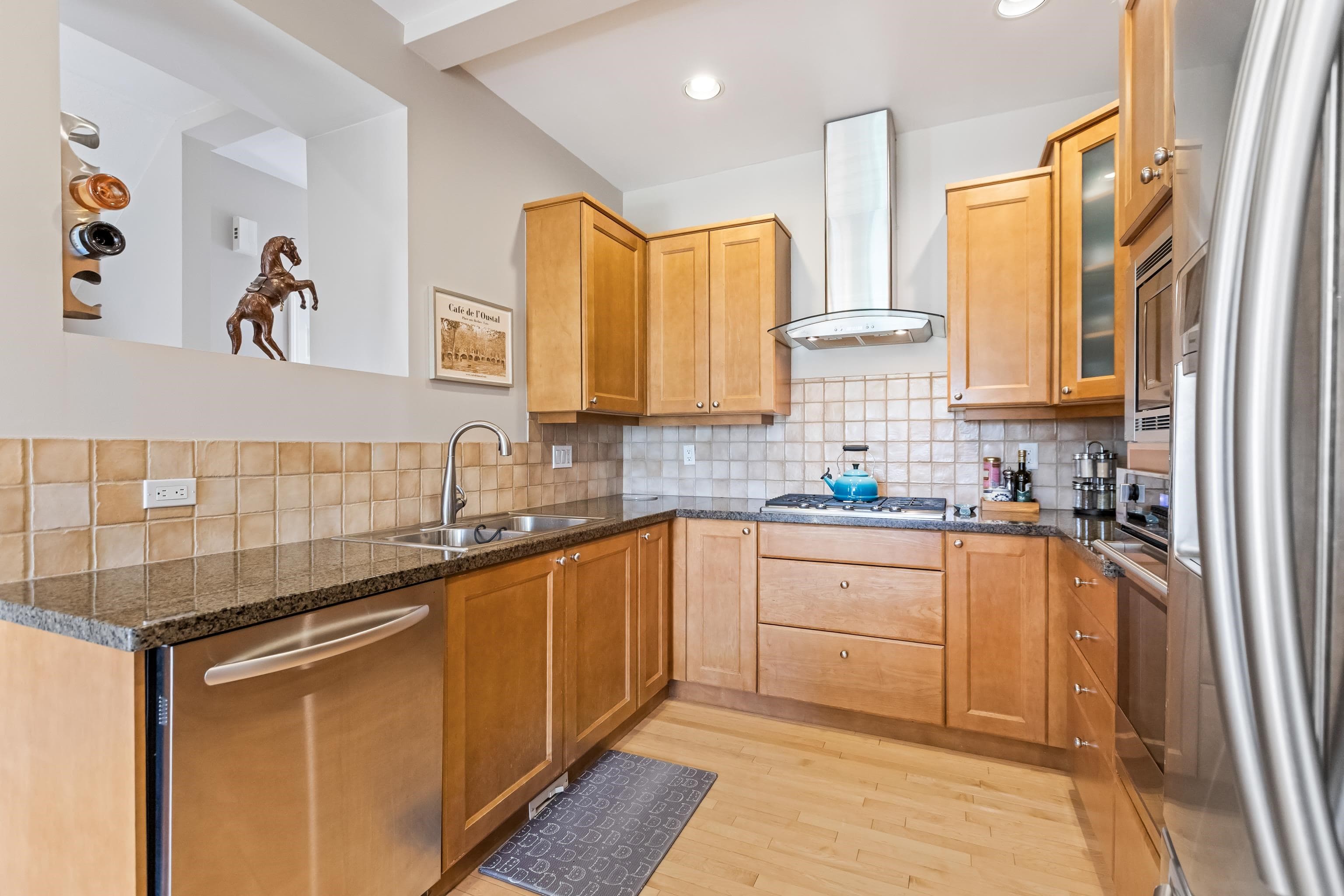 48 - 16655 64 Avenue, Surrey, V3S 3V1 — photo 5