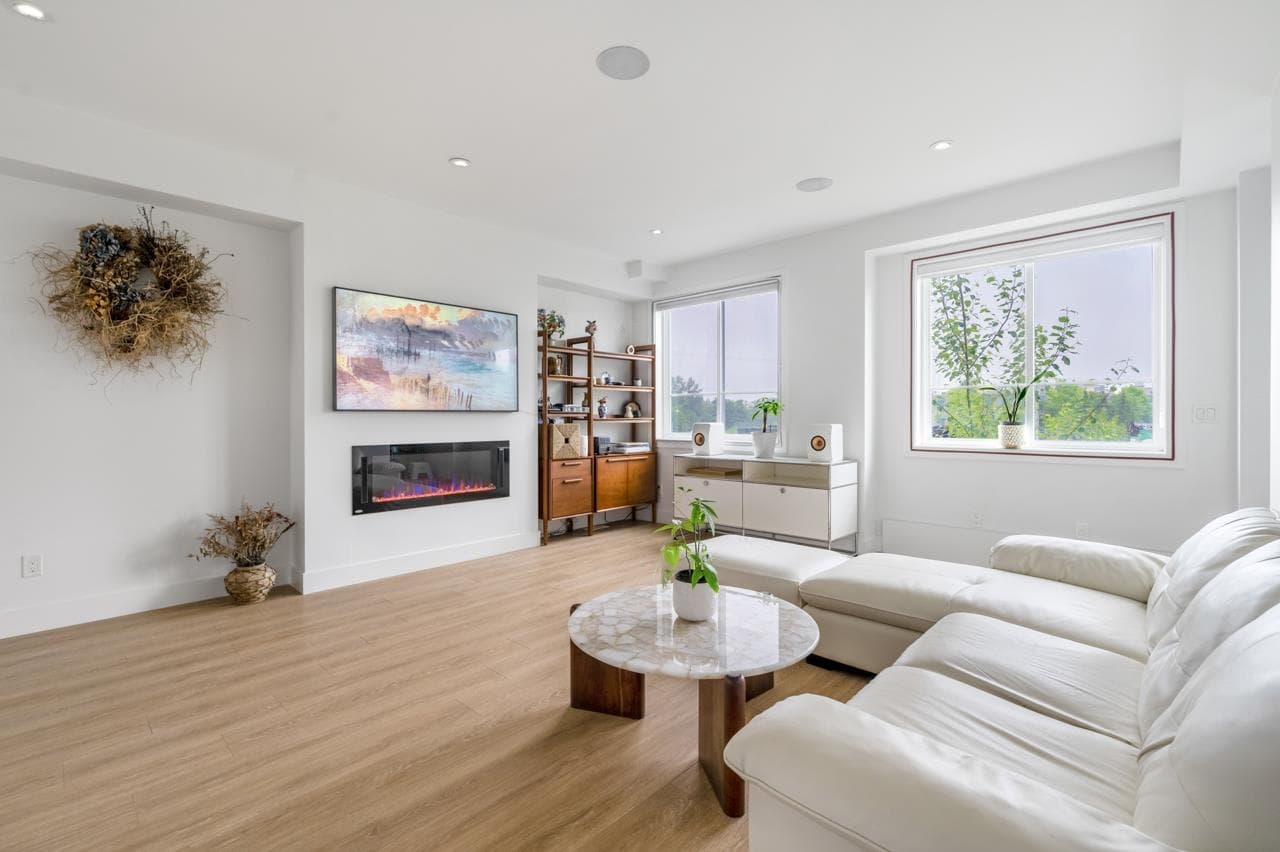 23 - 8140 166 Street, Surrey