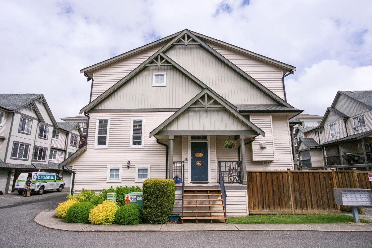 17 - 8917 Edward Street, Chilliwack, V2P 4E2 — photo 2