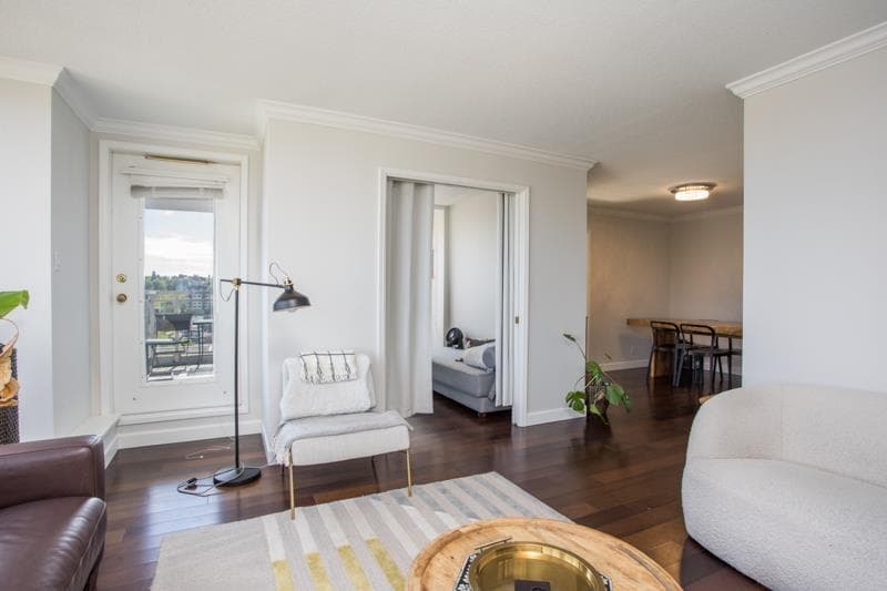 1304 - 1590 W 8th Avenue, Vancouver, V6J 4R8 — photo 3