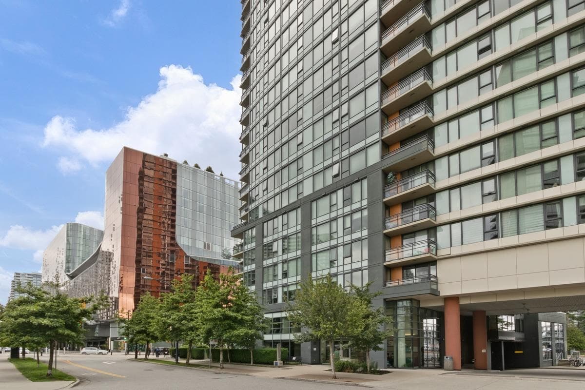 1902 - 33 Smithe Street, Vancouver, V6B 0B5 — photo 2
