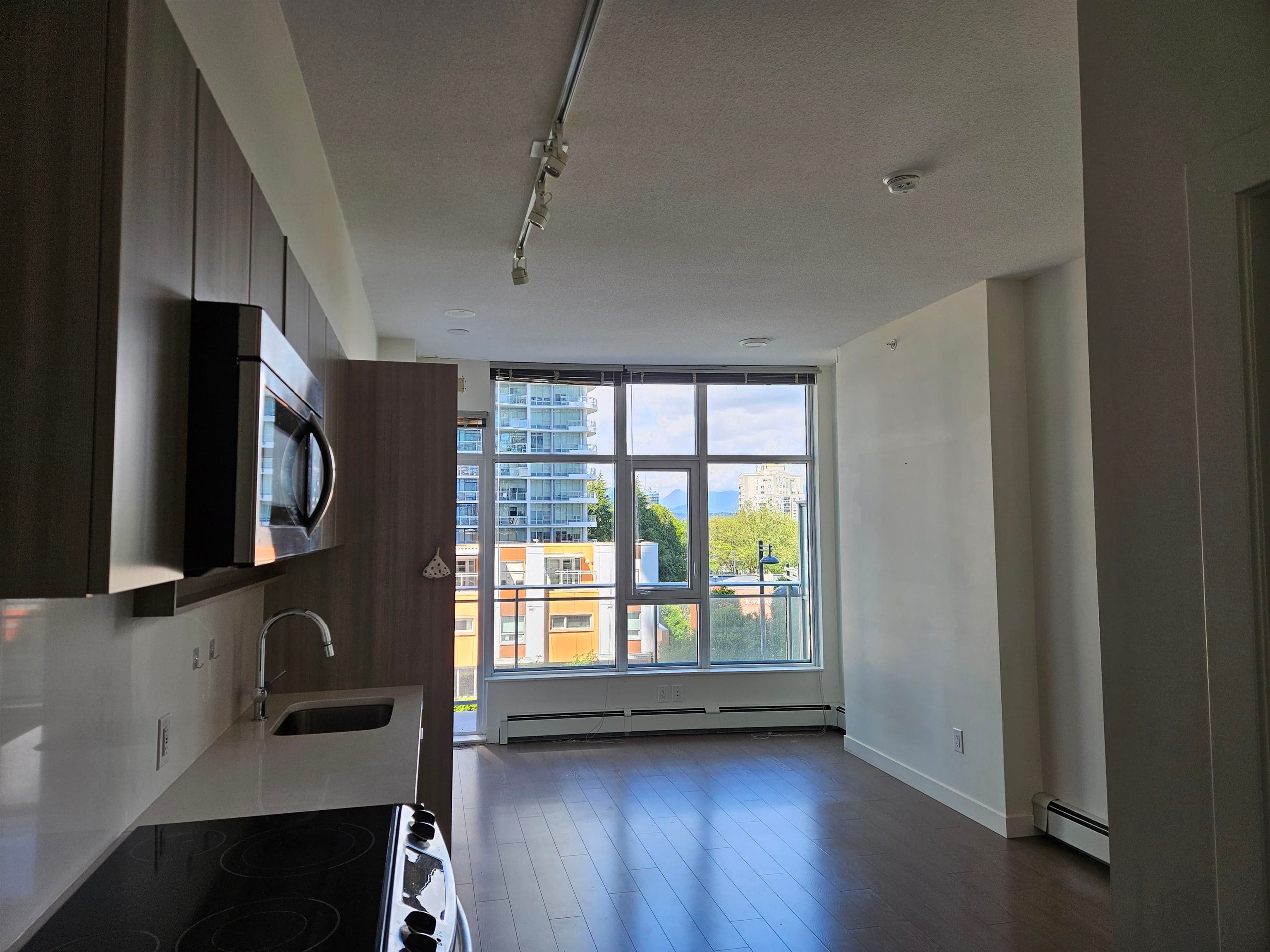 317 - 13308 Central Avenue, Surrey, V3T 0M4 — photo 2
