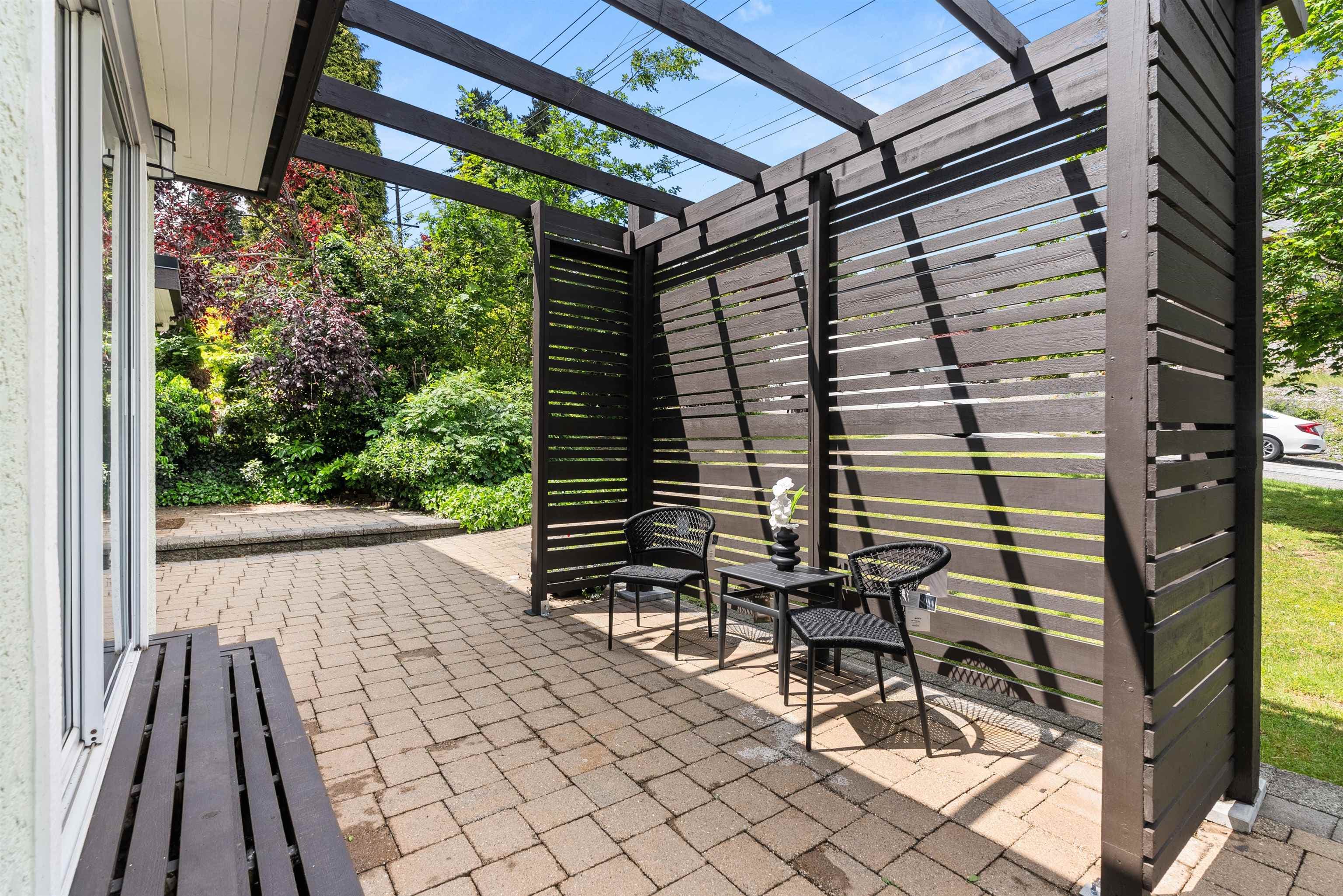 955 E 4th Street, North Vancouver, V7L 1K3 — photo 3