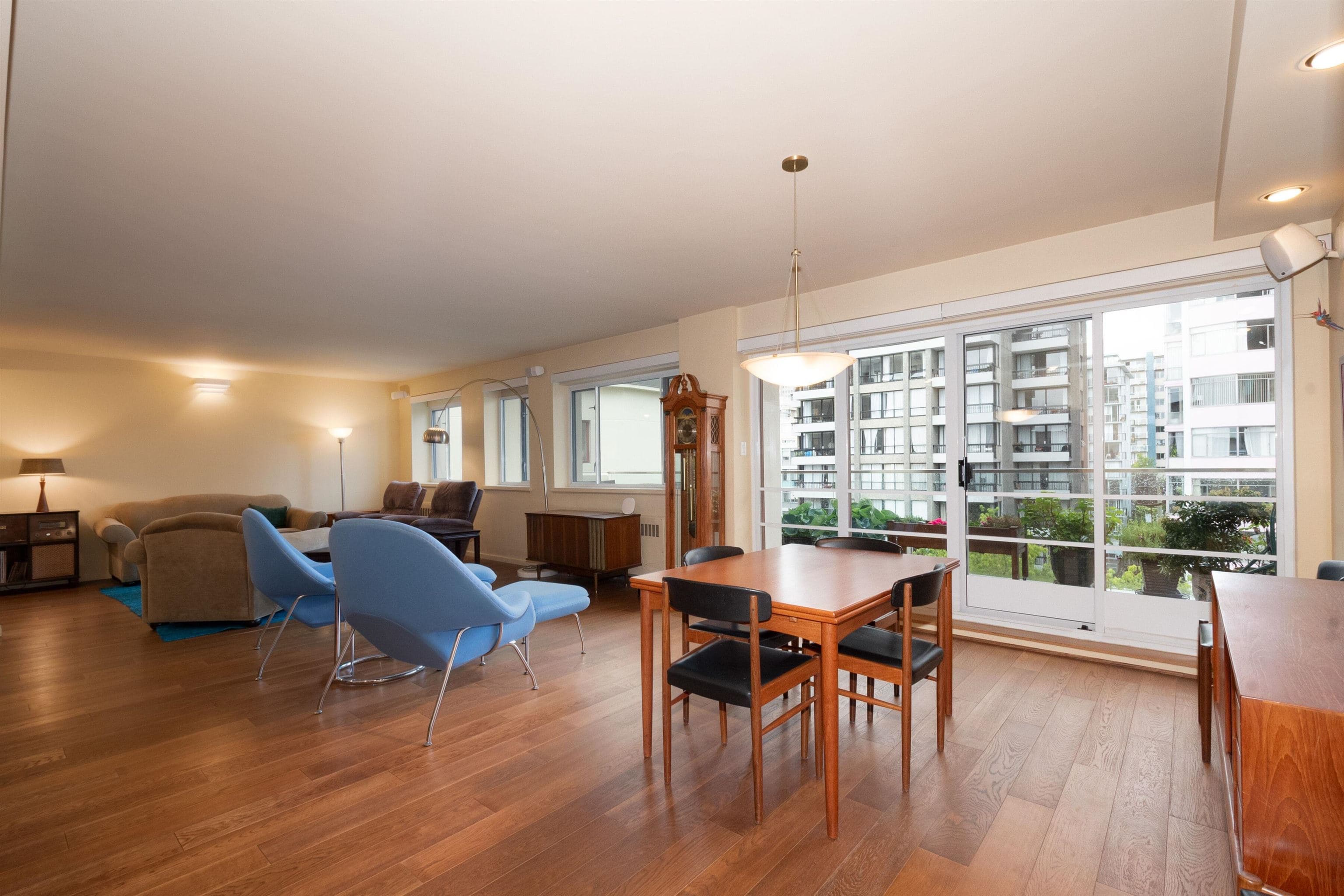 606 - 1949 Beach Avenue, Vancouver, V6G 1Z2 — photo 5