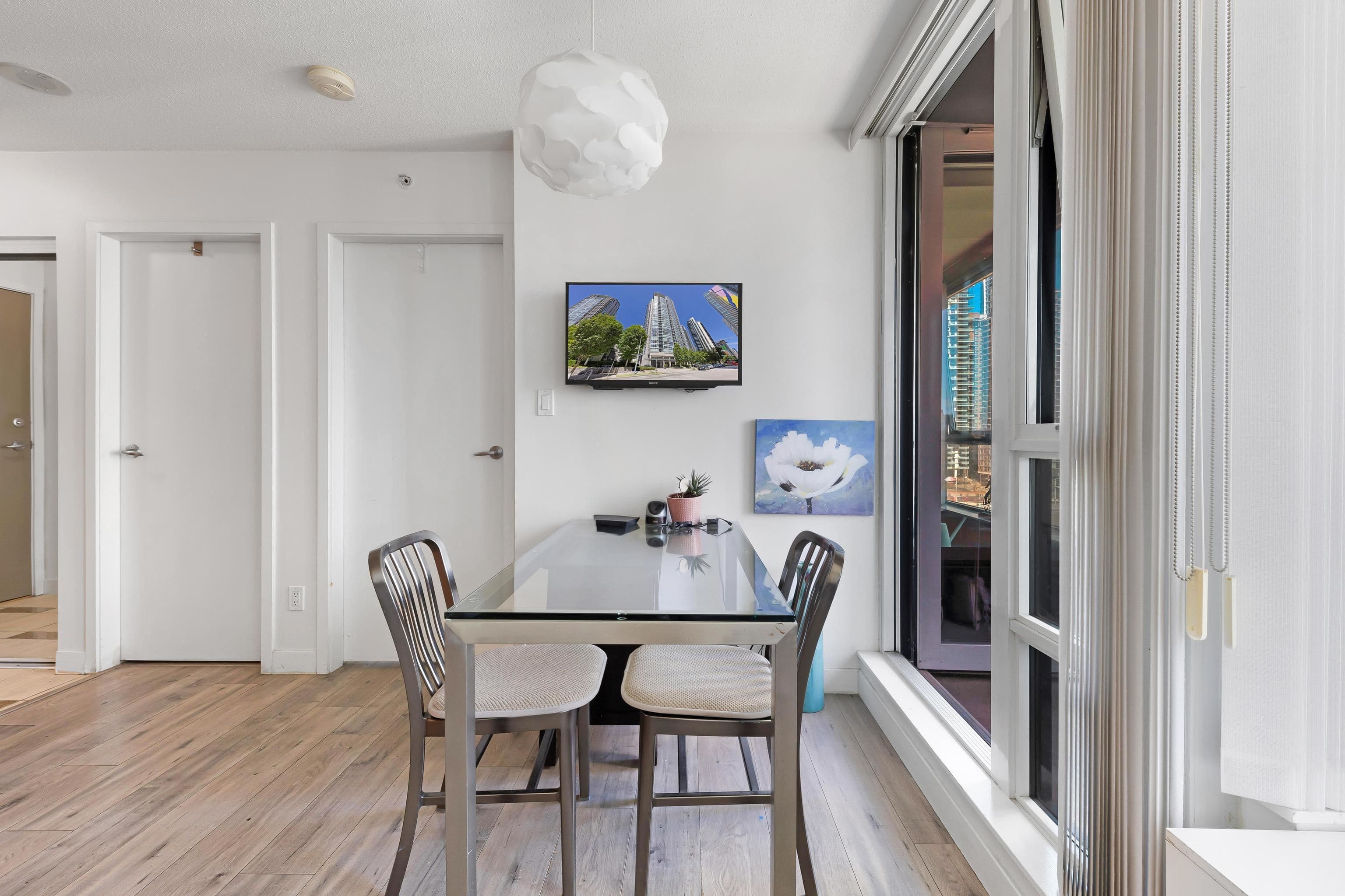 1607 - 1495 Richards Street, Vancouver, V6Z 3E3 — photo 4