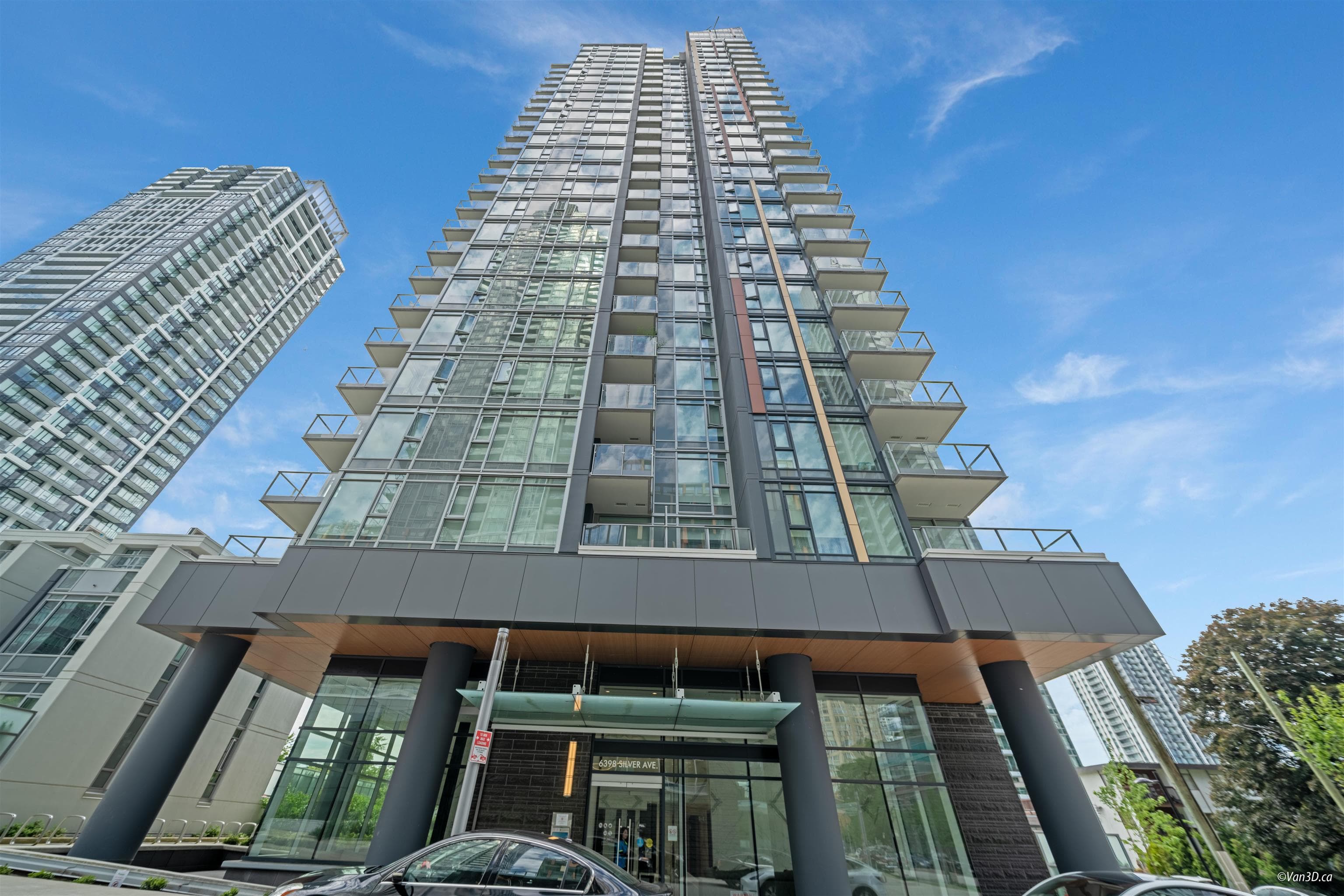 606 - 6398 Silver Avenue, Burnaby, V5H 0K7 — photo 3