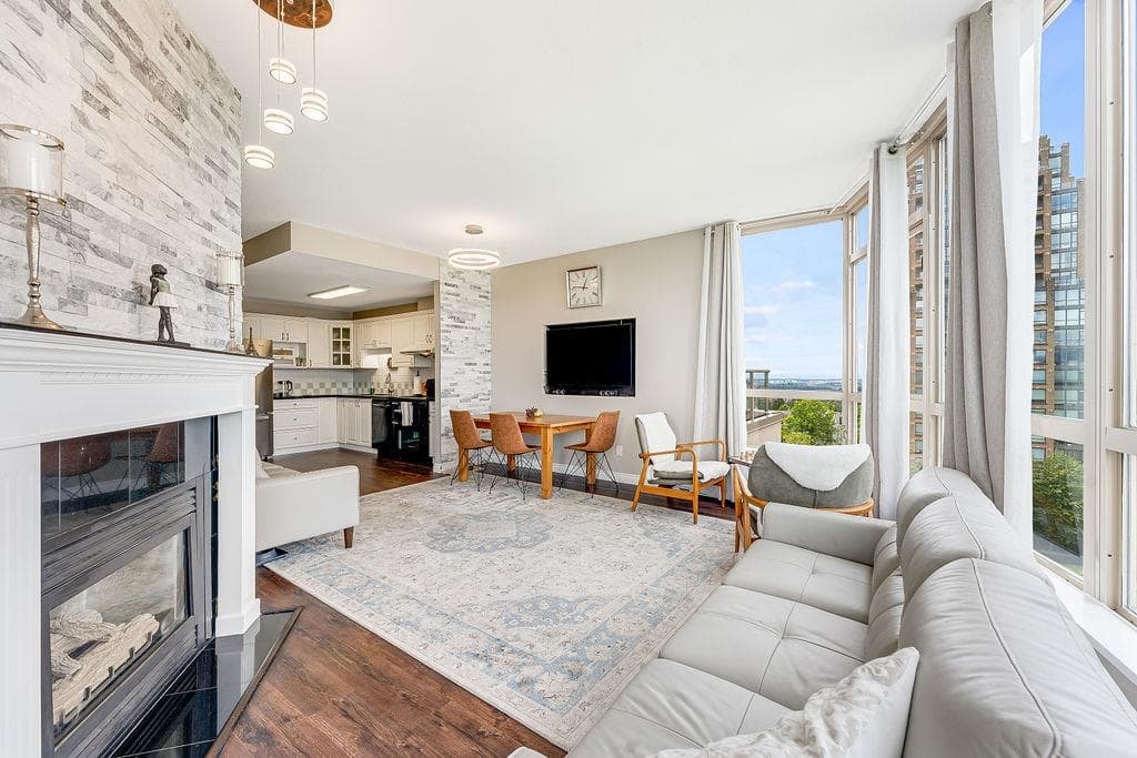 902 - 6838 Station Hill Drive, Burnaby, V3N 5A4 — photo 2