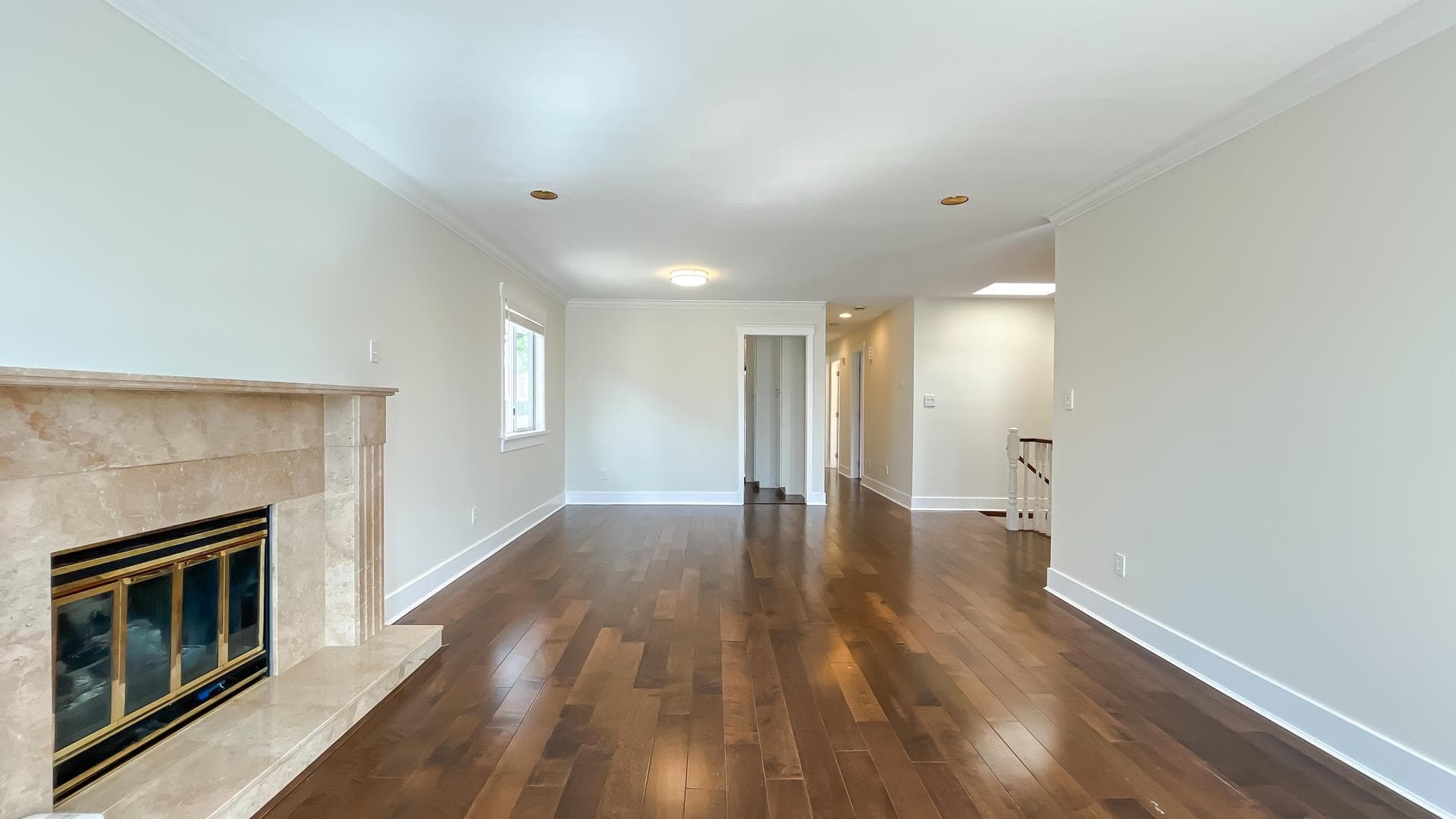5076 Smith Avenue, Burnaby, V5G 2W7 — photo 2