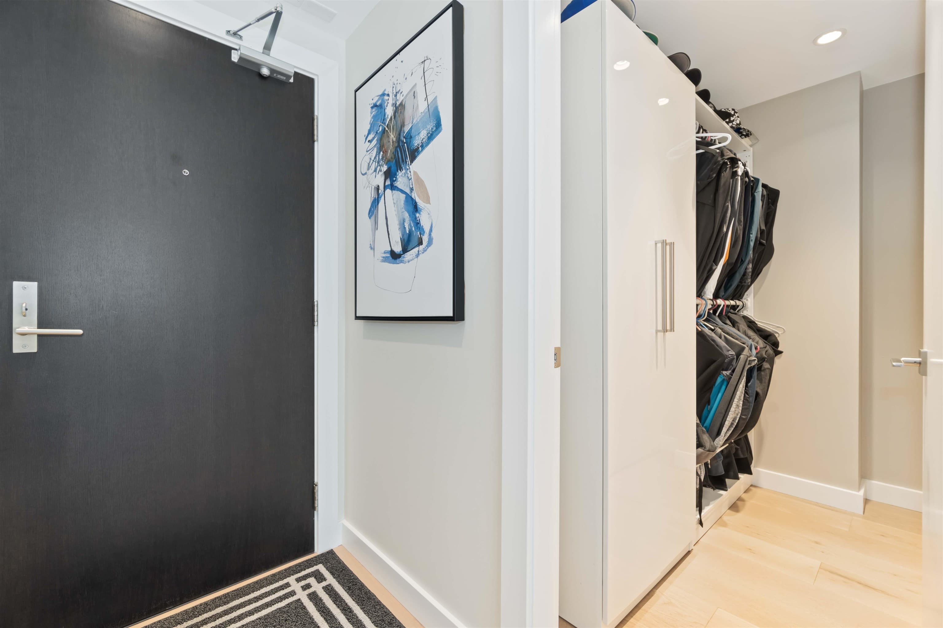 1205 - 1372 Seymour Street, Vancouver, V6B 0L1 — photo 2