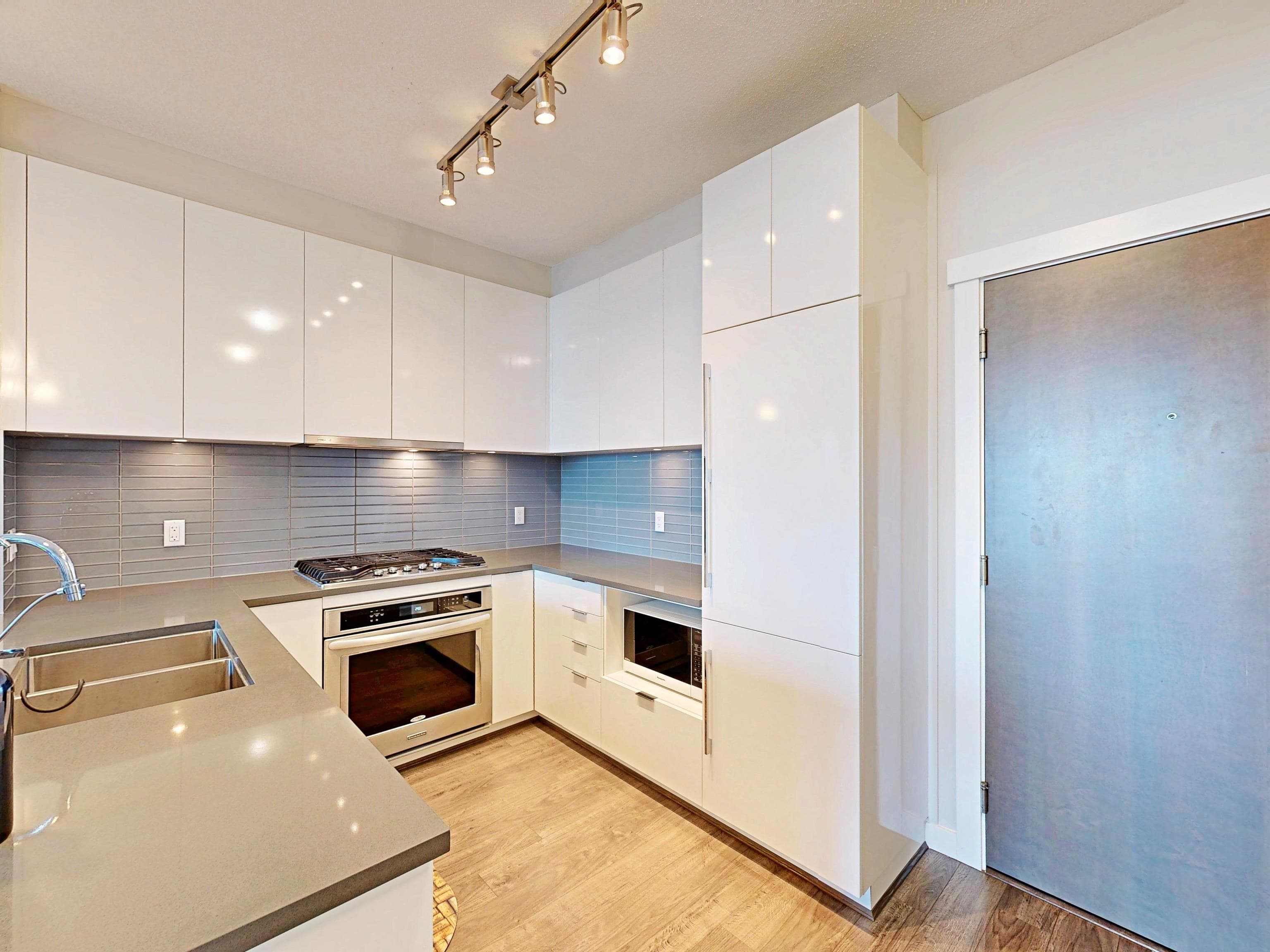 319 - 9311 Alexandra Road, Richmond, V6X 0L8 — photo 3