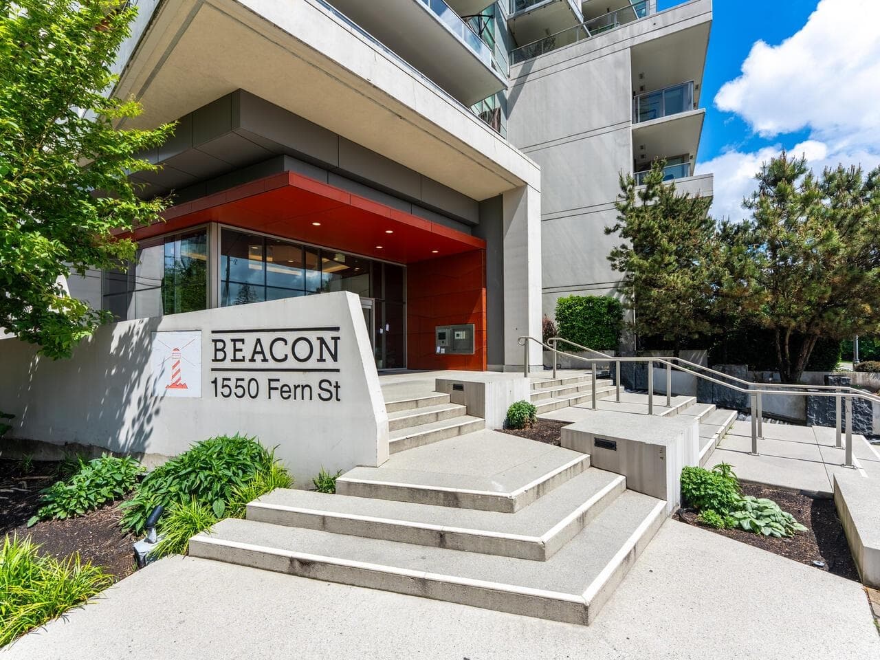 908 - 1550 Fern Street, North Vancouver, V7J 0A9 — photo 3