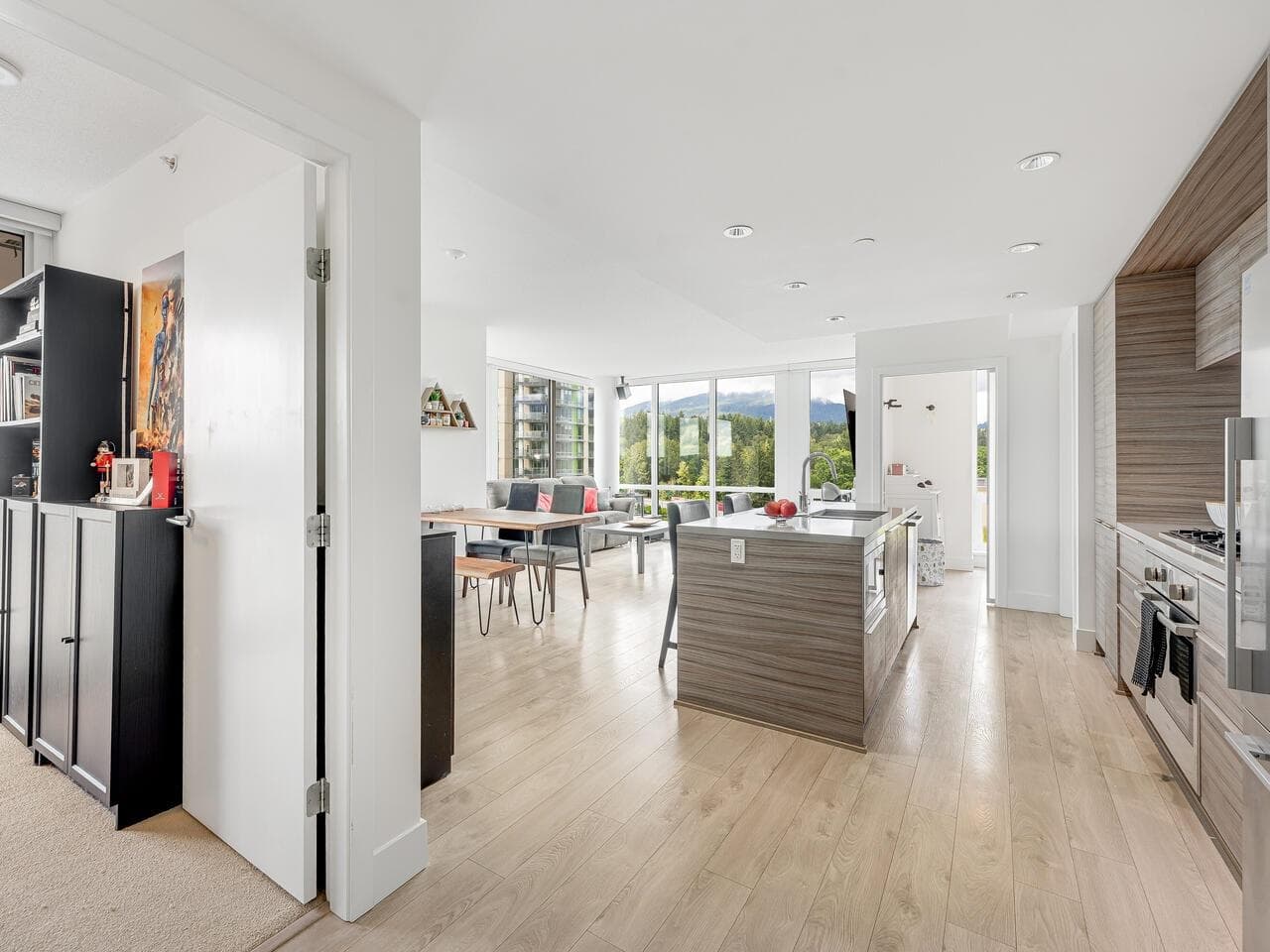 908 - 1550 Fern Street, North Vancouver, V7J 0A9 — photo 5