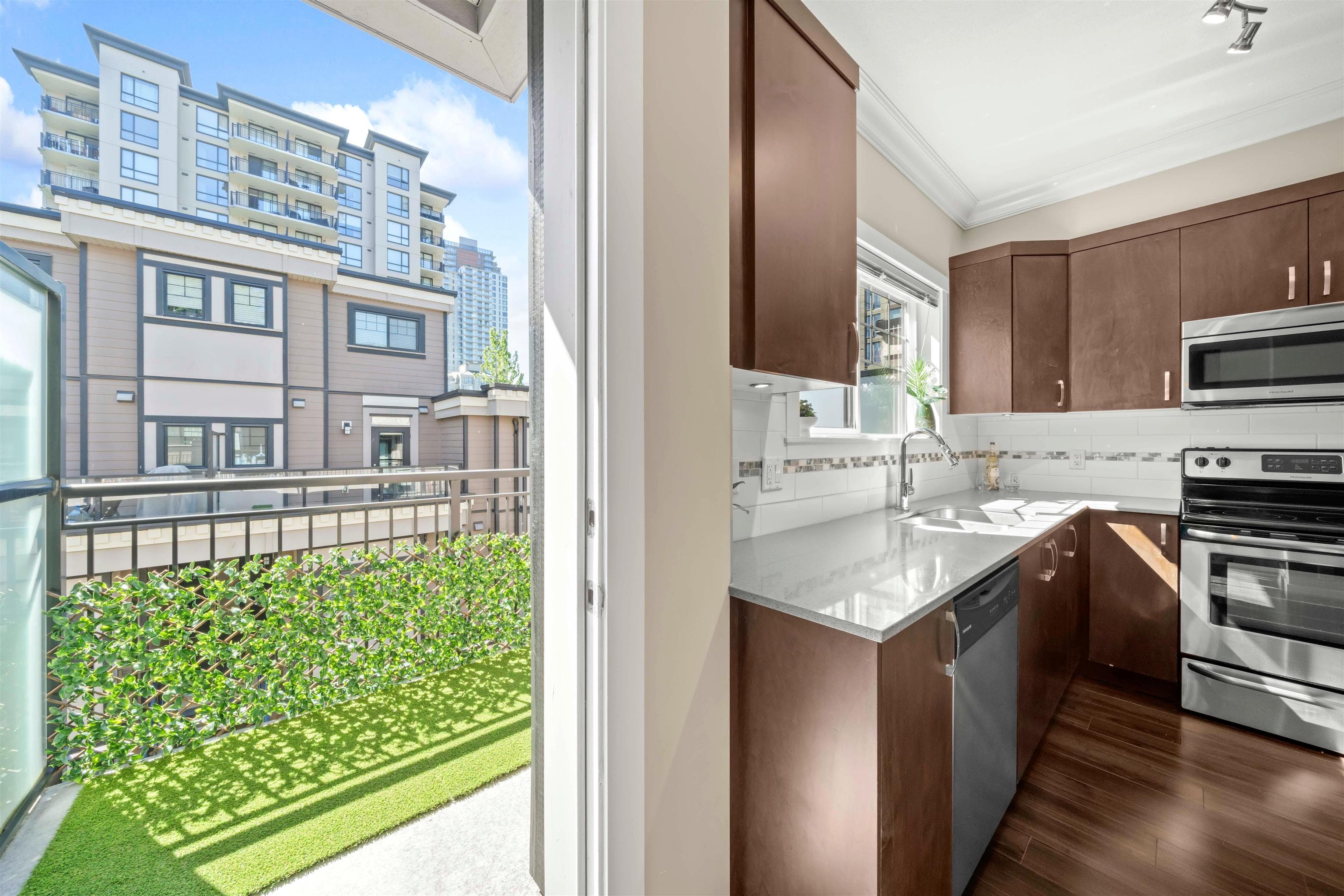 4 - 838 Royal Avenue, New Westminster, V3M 1J9 — photo 5