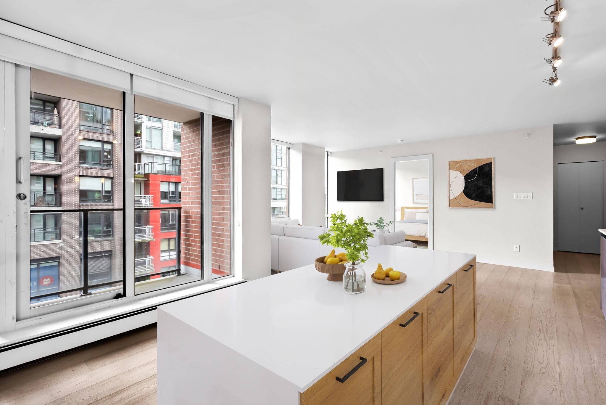 512 - 189 Keefer Street, Vancouver, V6A 0C8 — photo 5