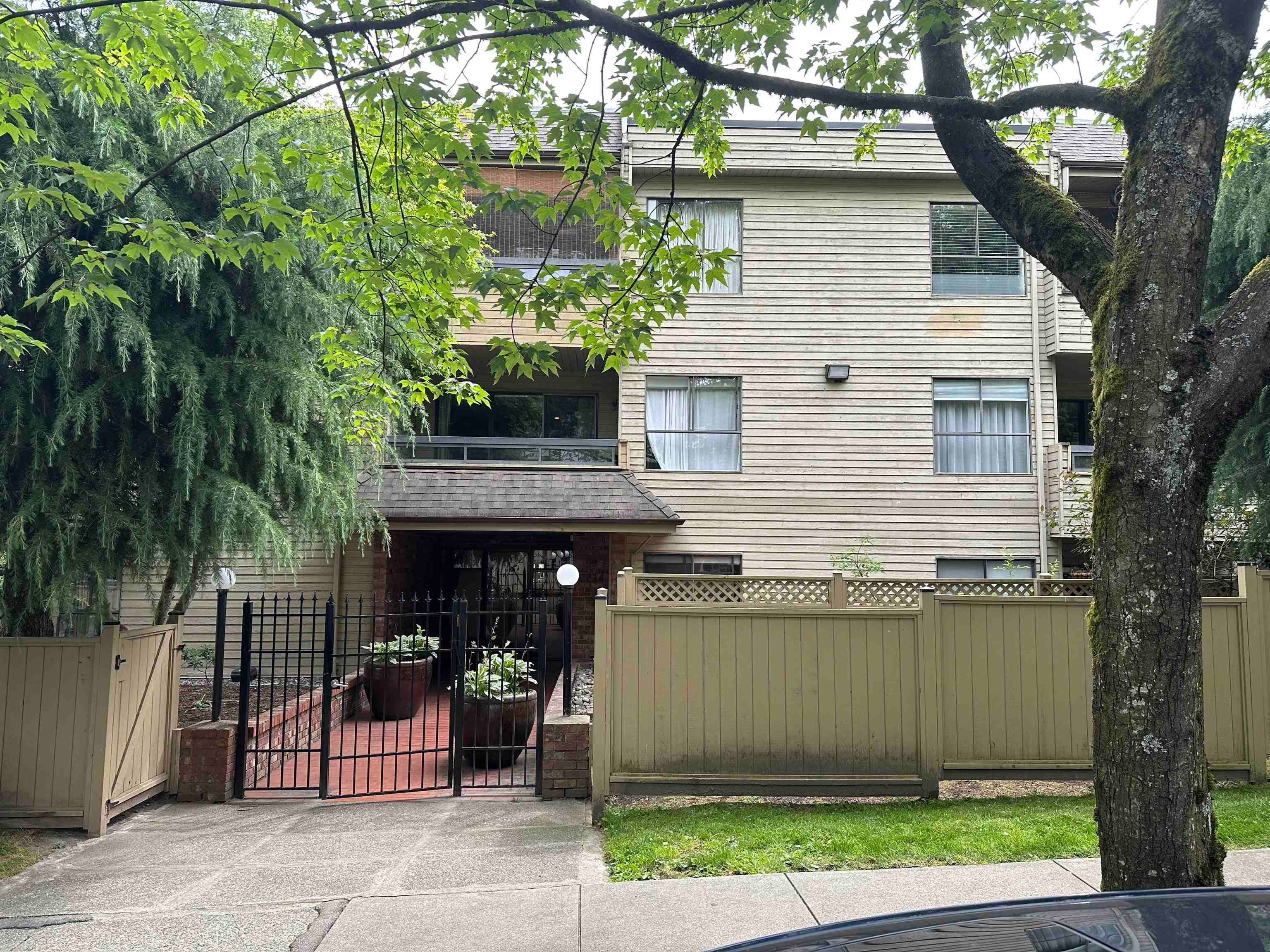 306 - 2234 Prince Albert Street, Vancouver