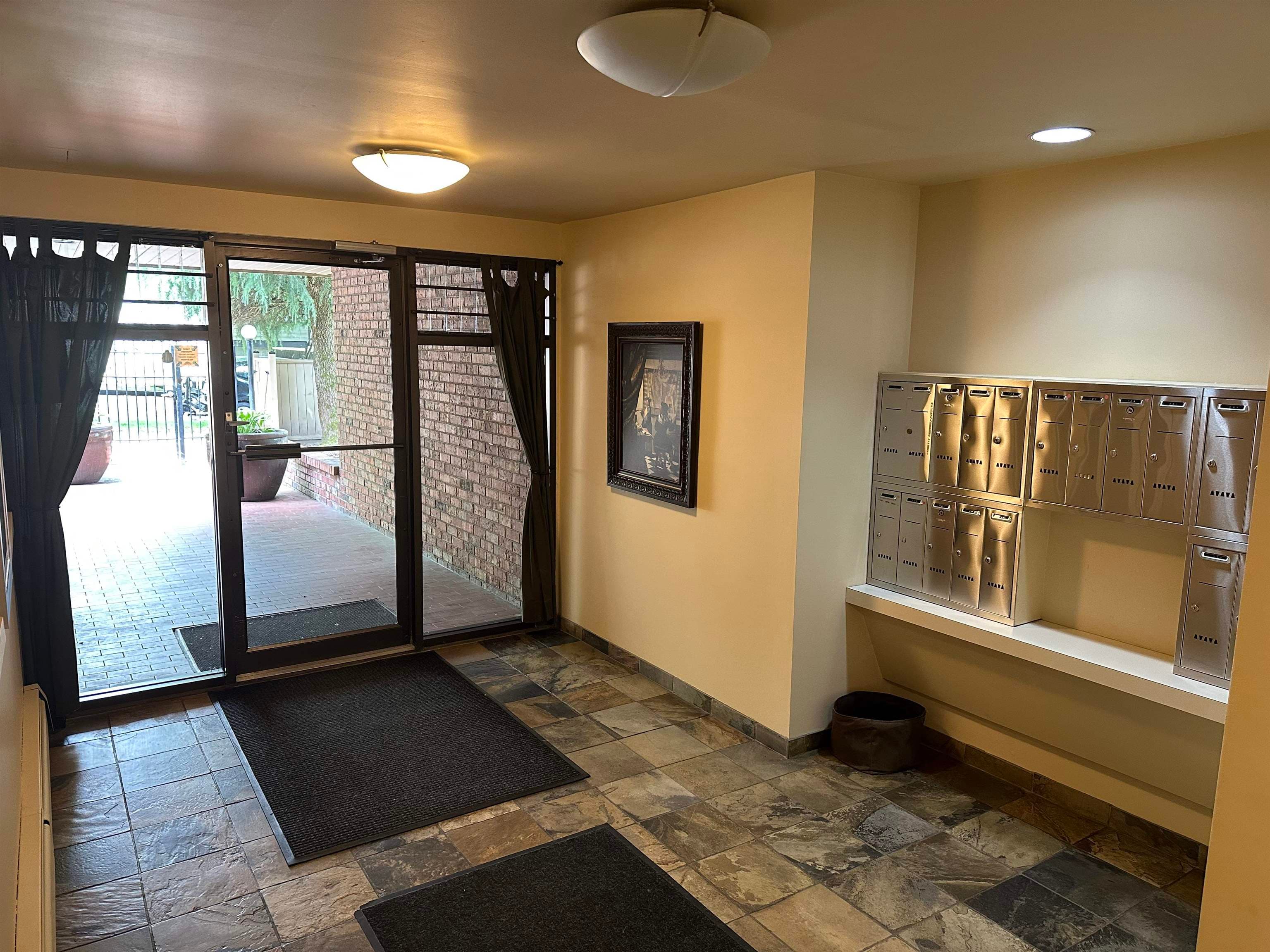 306 - 2234 Prince Albert Street, Vancouver, V5T 4K9 — photo 4