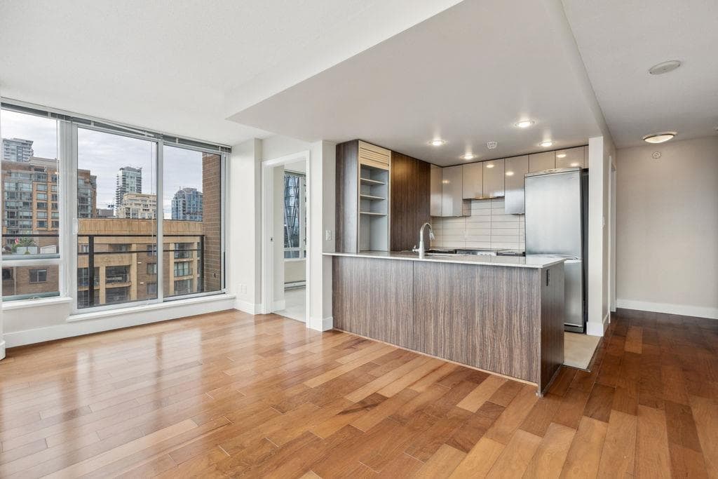 1801 - 1088 Richards Street, Vancouver, V6B 0J8 — photo 2