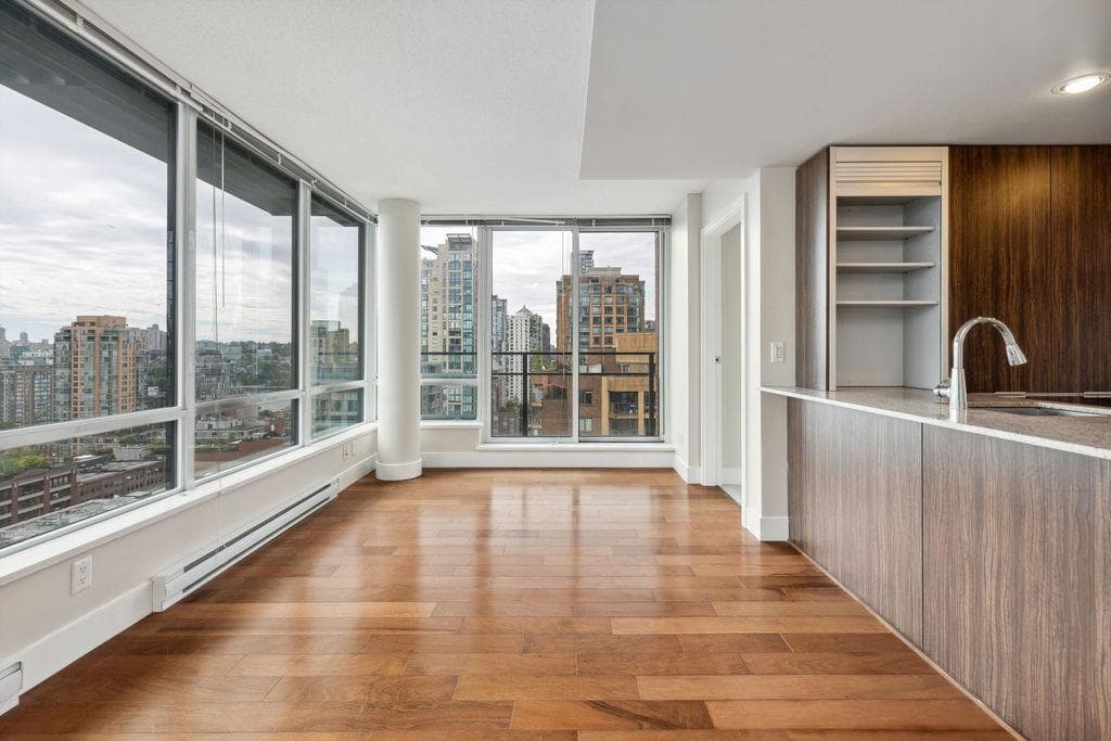 1801 - 1088 Richards Street, Vancouver, V6B 0J8 — photo 3