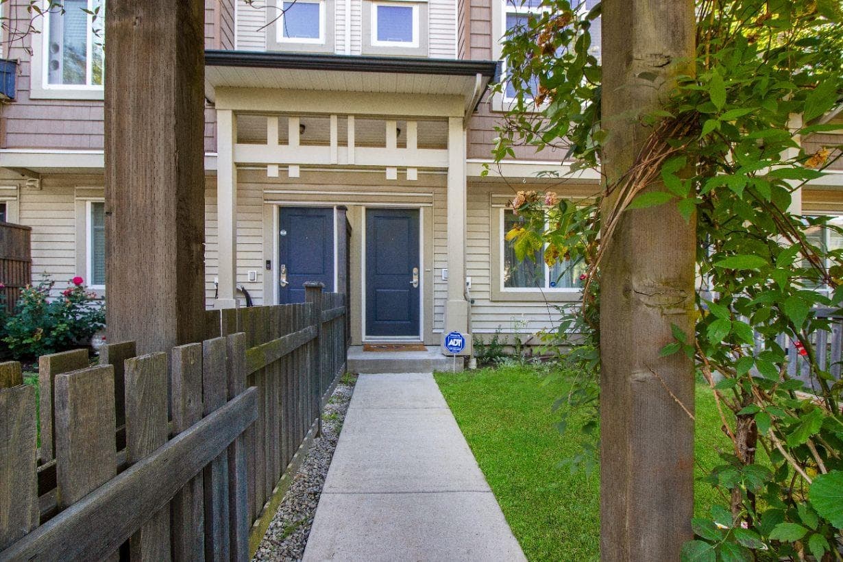 17 - 8418 163 Street, Surrey, V4N 6K8 — photo 2