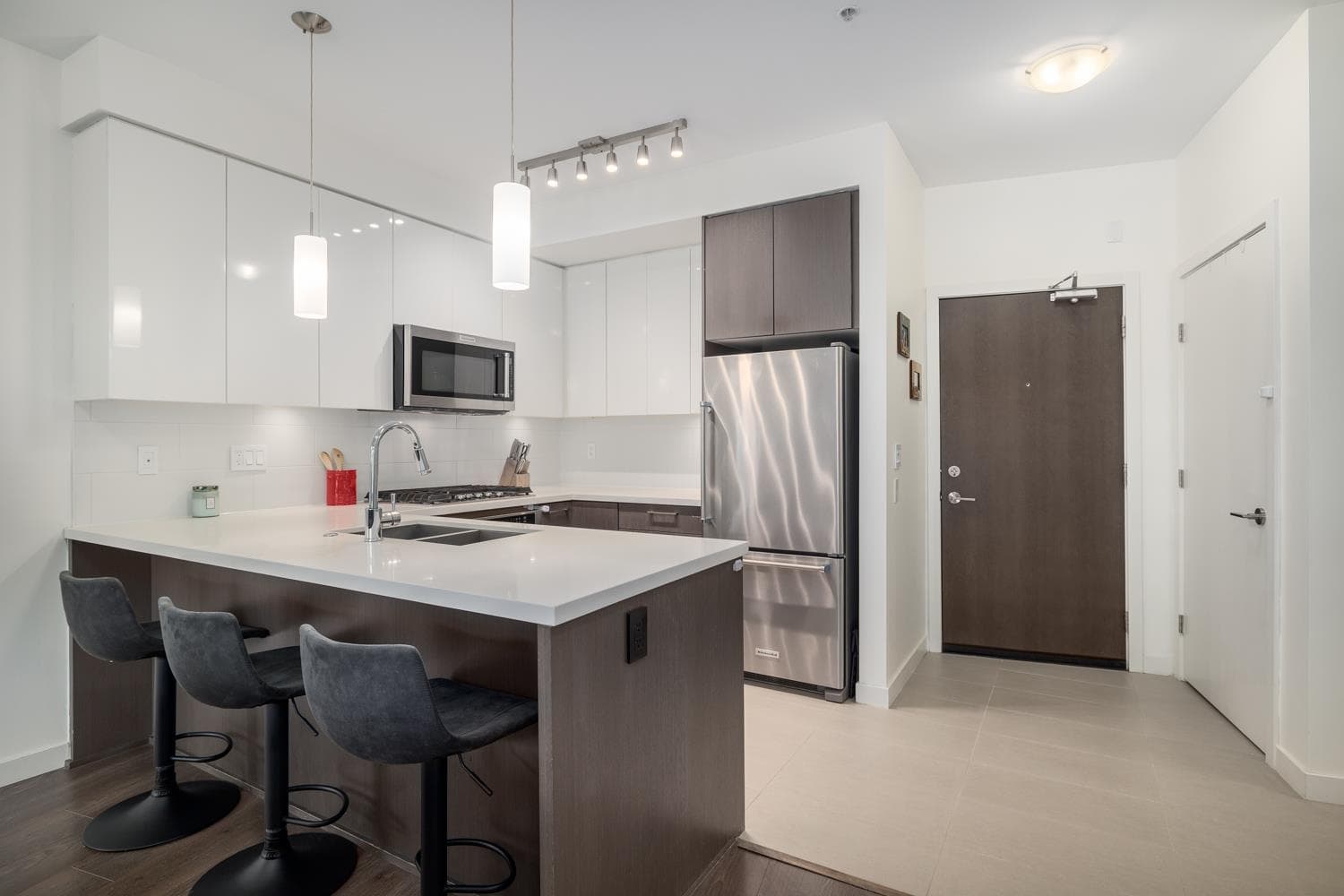 217 - 22 E Royal Avenue, New Westminster, V3L 0H1 — photo 3