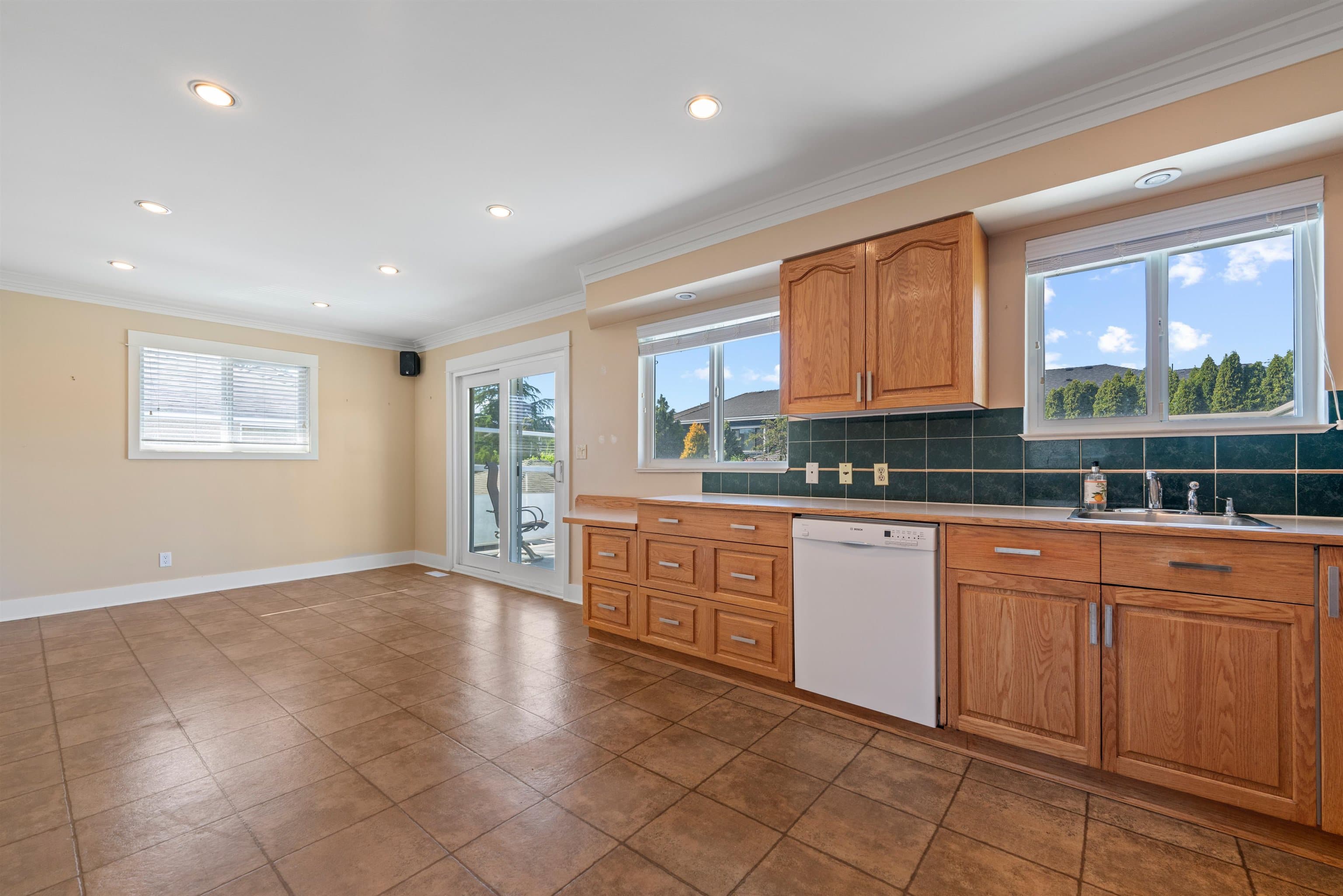 3611 Barmond Avenue, Richmond, V7E 1A4 — photo 5