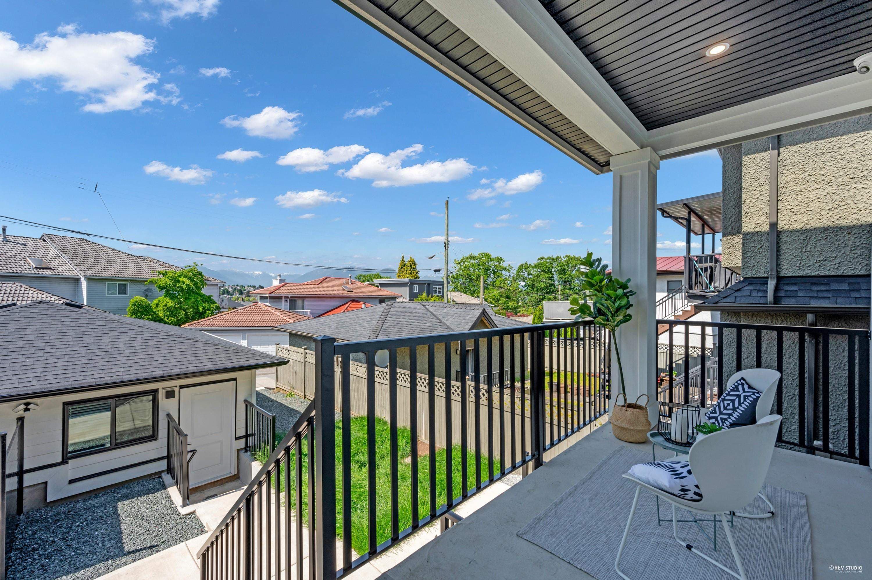 3417 Seaforth Drive, Vancouver, V5M 4C6 — photo 4