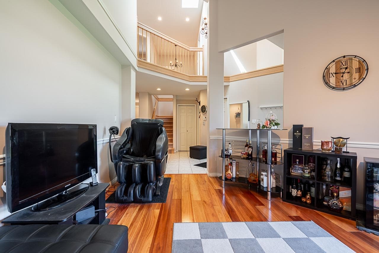 3628 Mckay Drive, Richmond, V6X 3R7 — photo 3