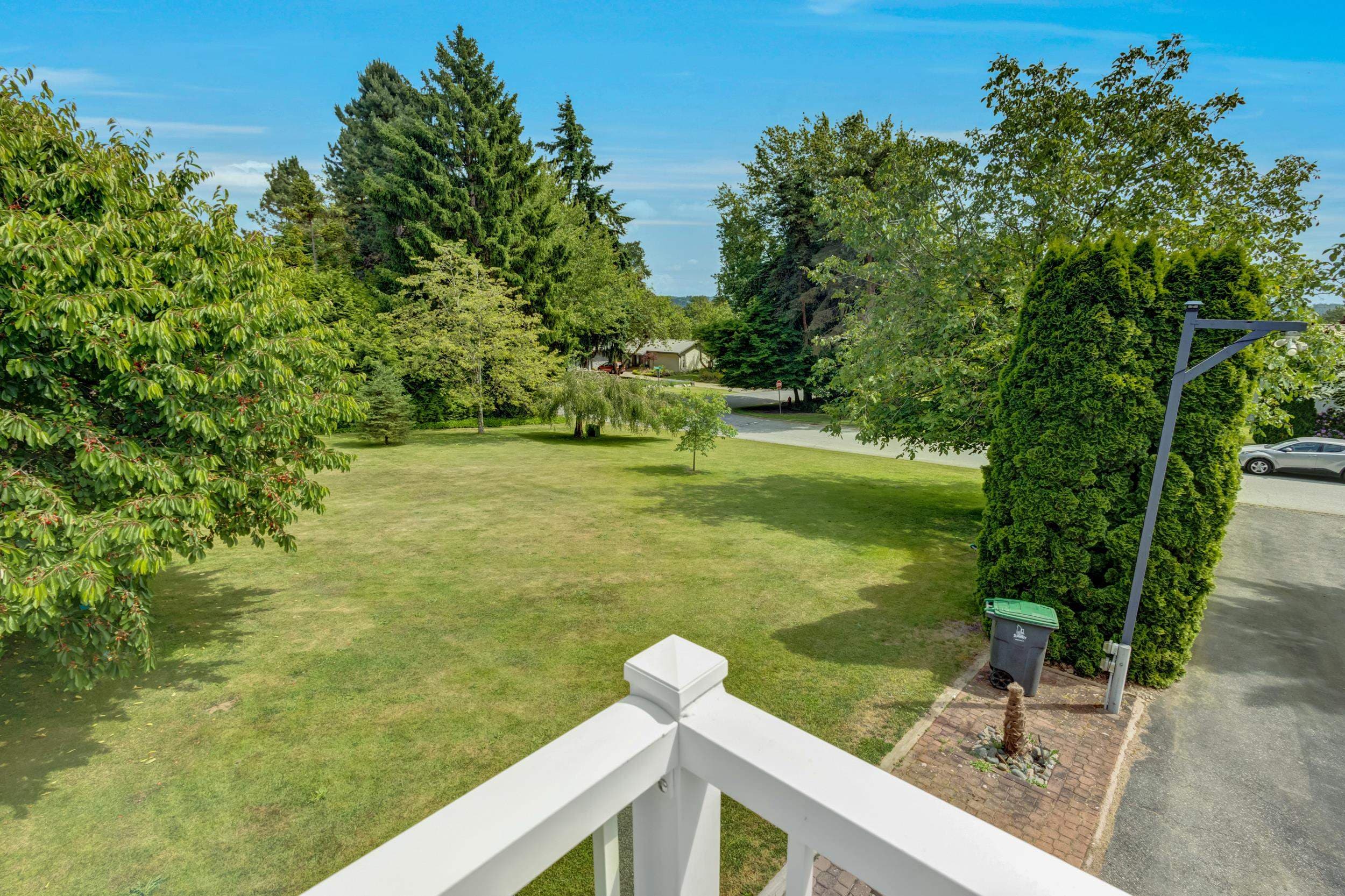 18073 19a Avenue, Surrey, V3Z 9V2 — photo 5