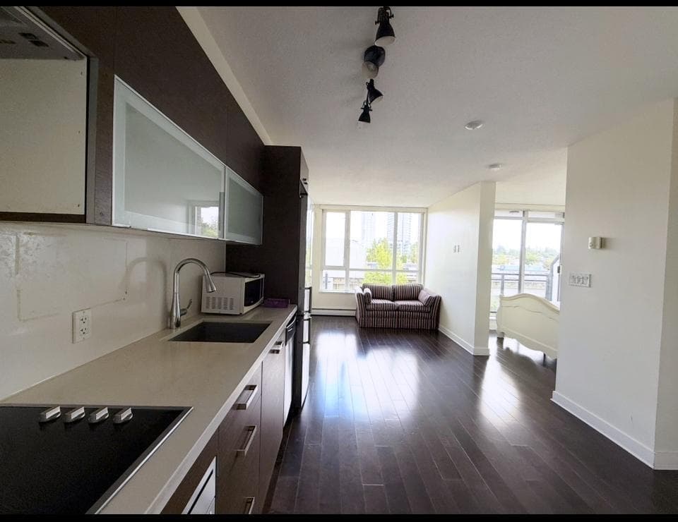 412 - 10777 University Drive, Surrey, V3T 0E6 — photo 3