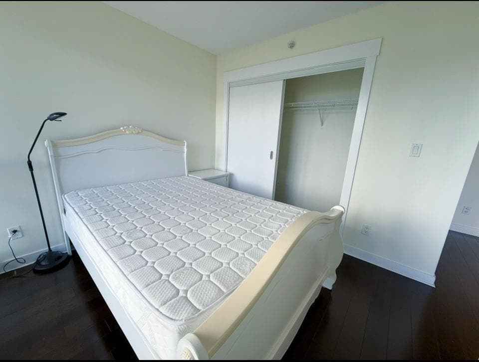 412 - 10777 University Drive, Surrey, V3T 0E6 — photo 5