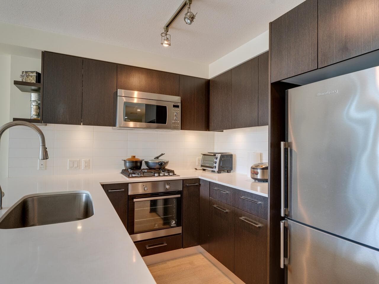 301 - 7733 Firbridge Way, Richmond, V6X 0M7 — photo 4