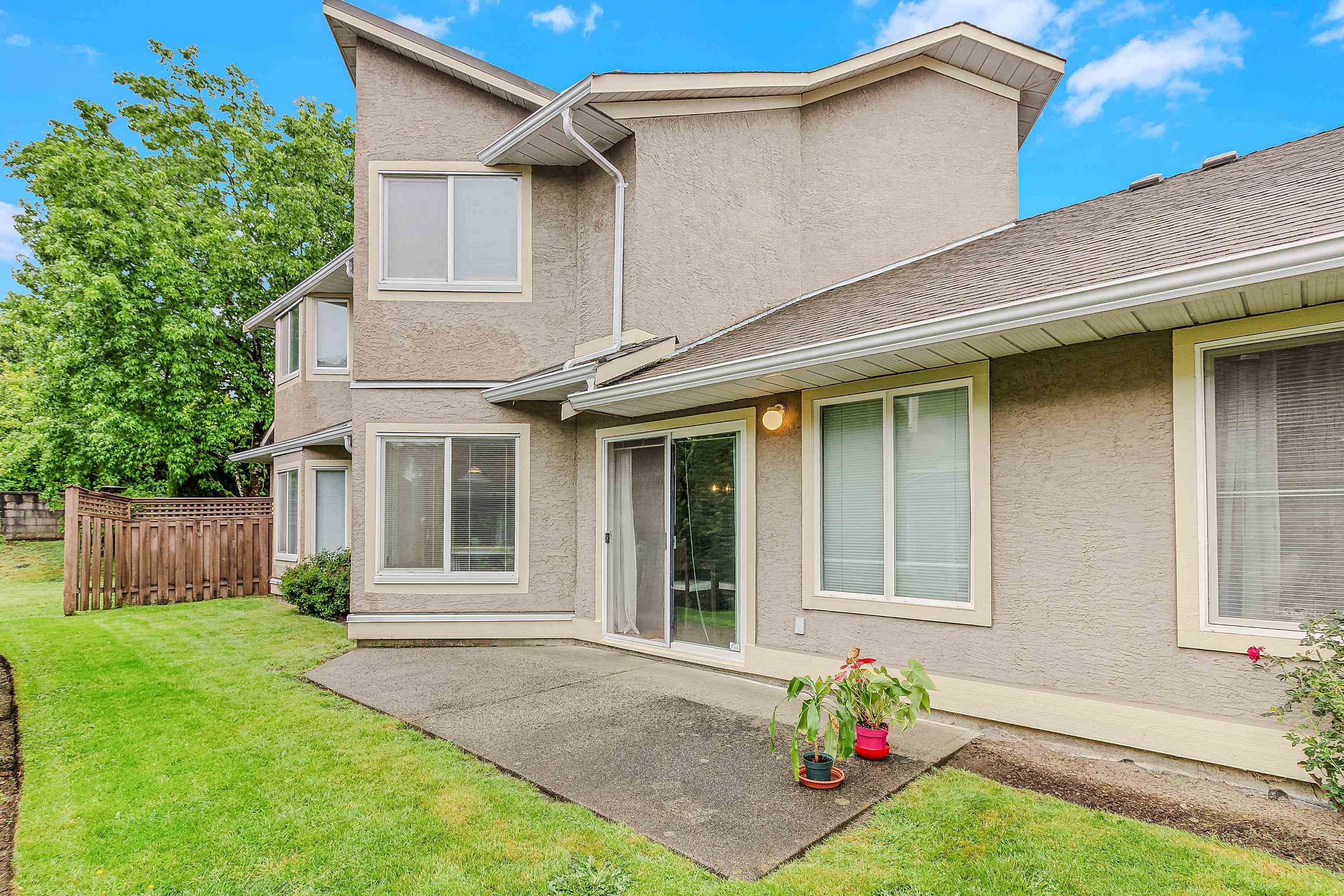 11 - 16128 86 Avenue, Surrey, V4N 3J9 — photo 2